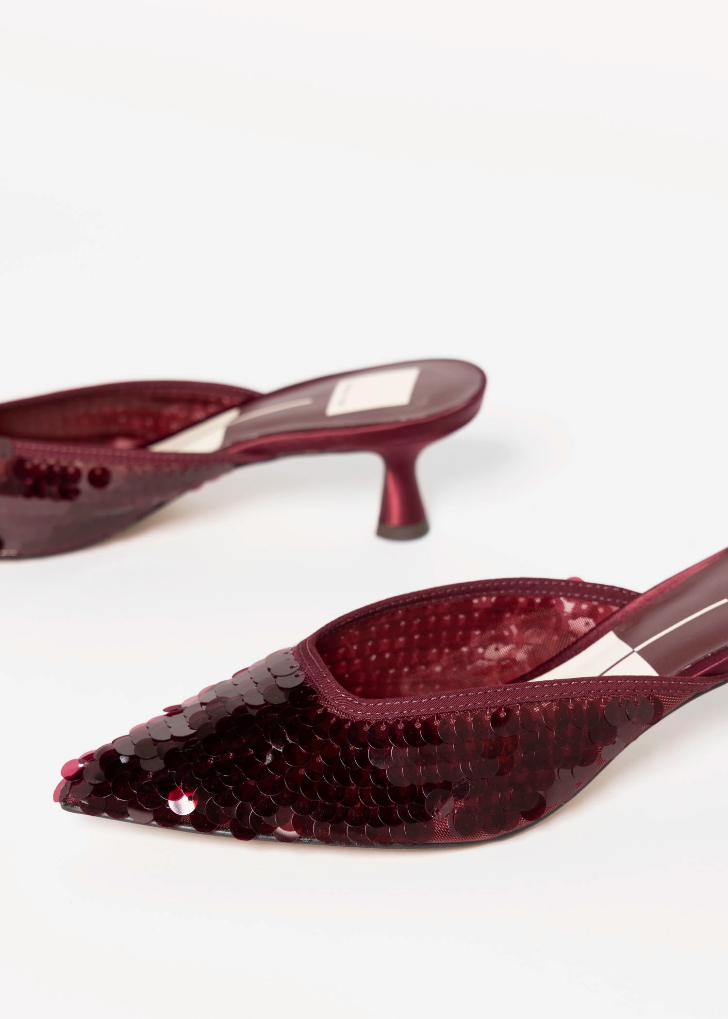 swatch_Cranberry cleo heel shoes