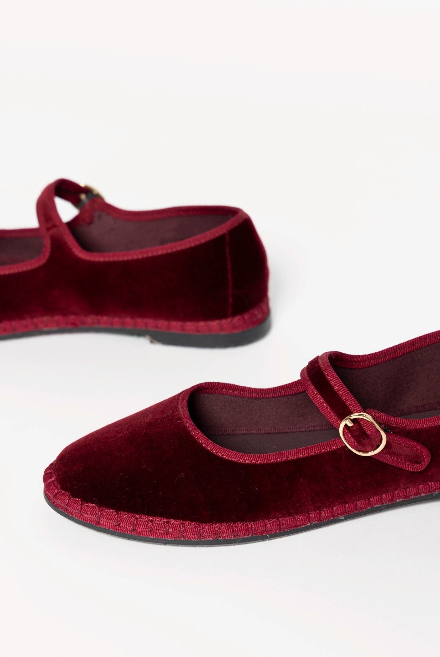 swatch_Wine velvet mary jane flabelus