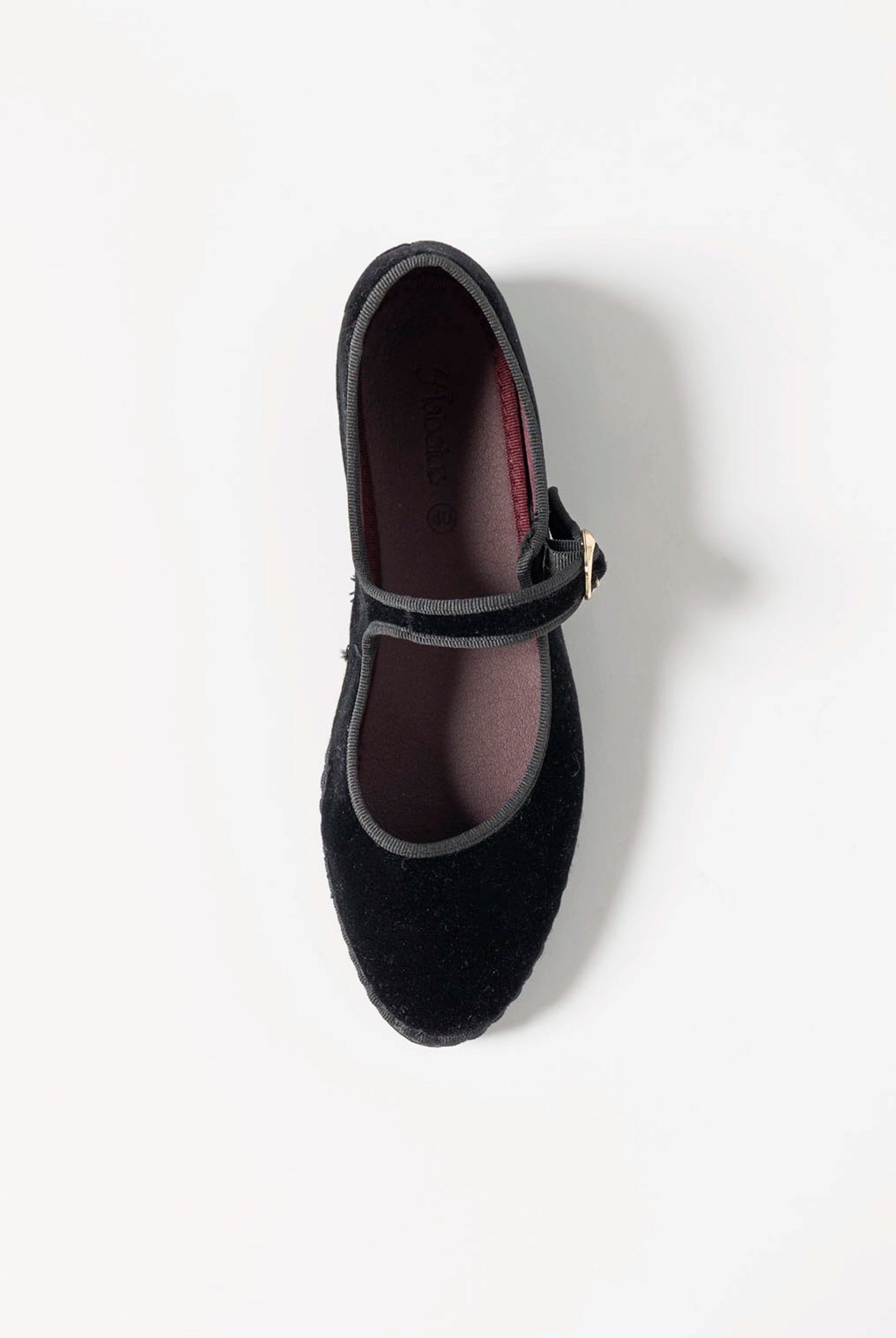 swatch_Black velvet mary jane flabelus