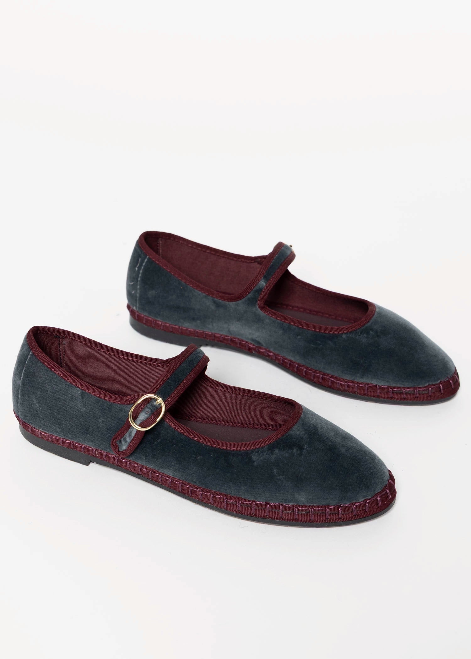 swatch_Grey velvet mary jane