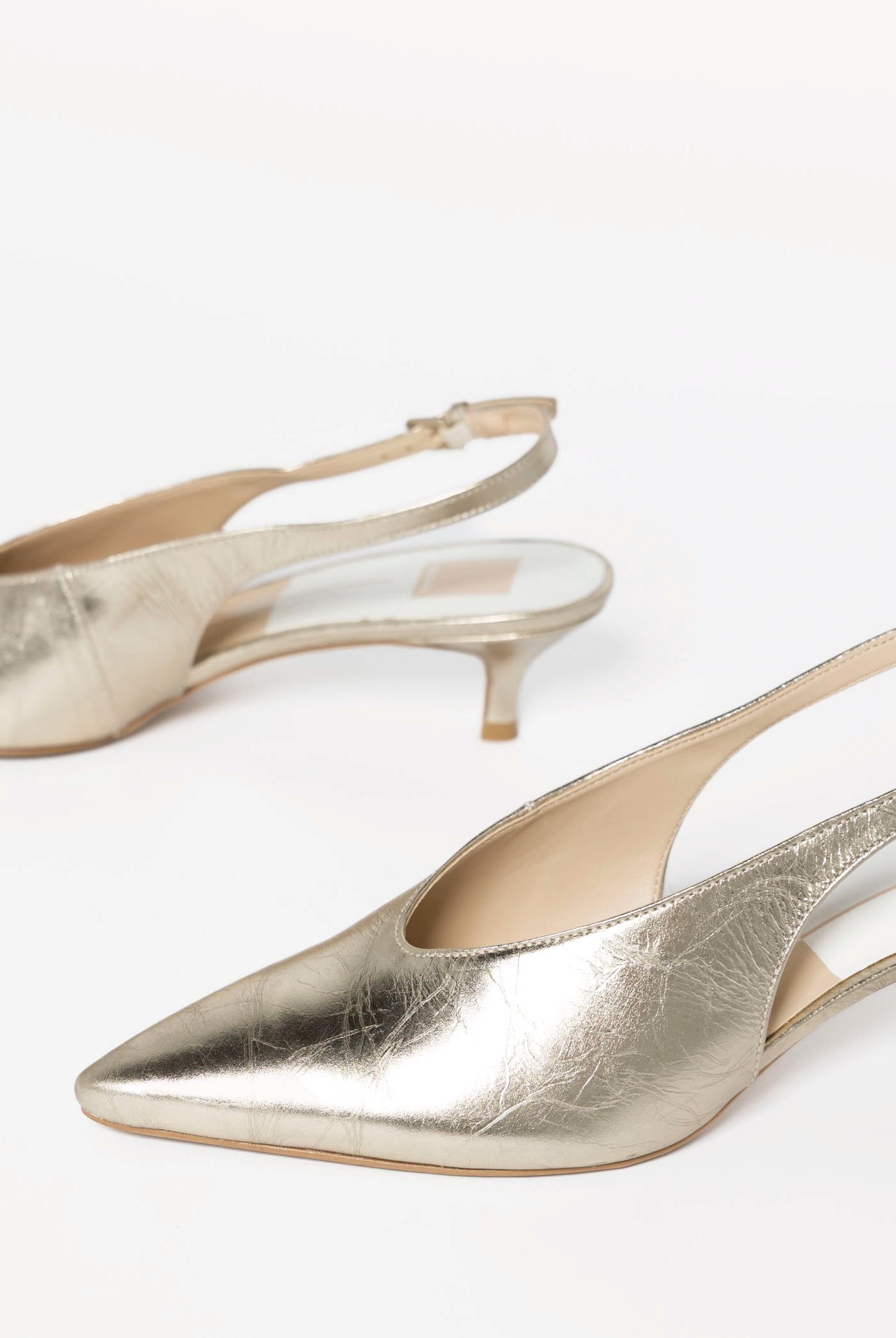 swatch_Light Gold alenna slingback heel
