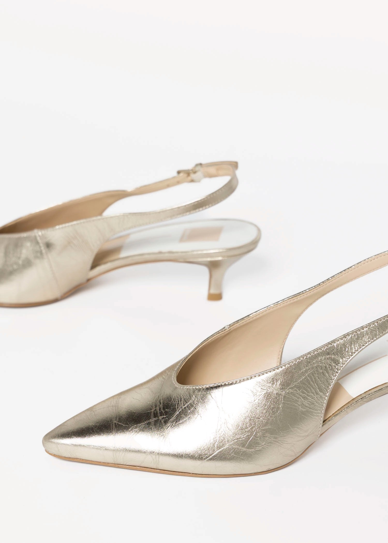 swatch_Light Gold alenna slingback heel