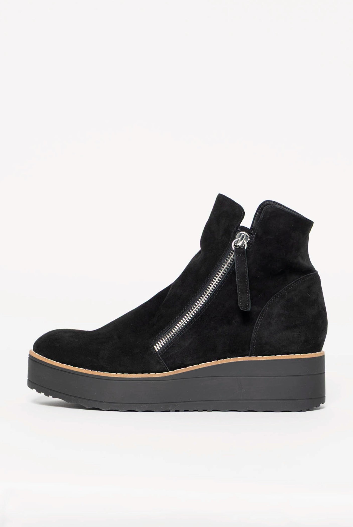 swatch_Black Suede nene platform boot