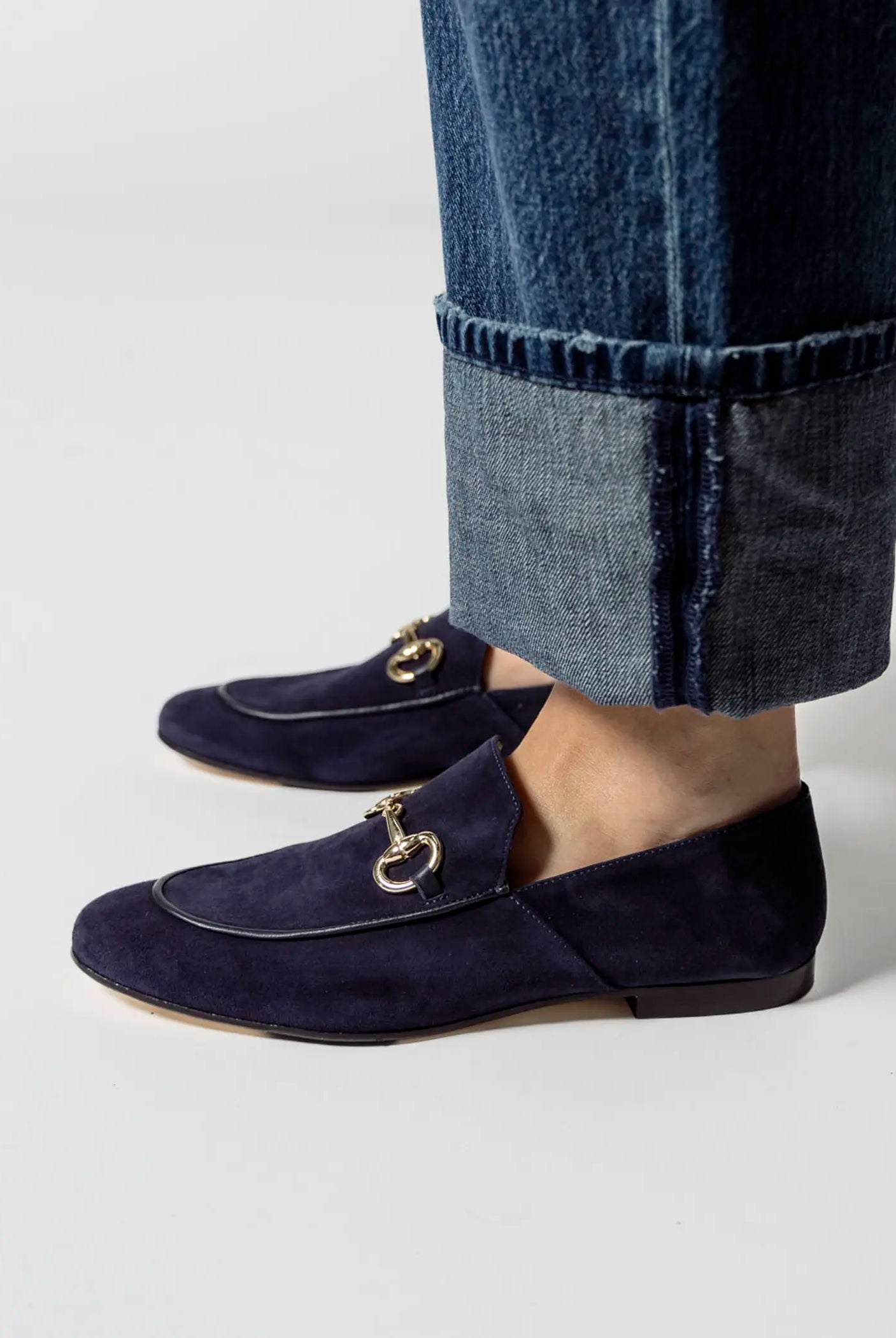 swatch_navy suede loafer with bit flat shoes