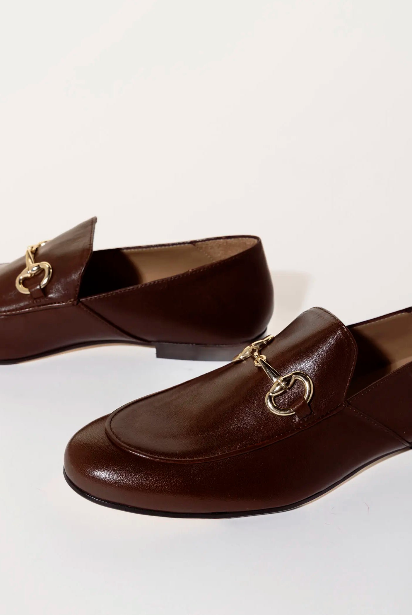 swatch_brown leather loafer with bit flat shoes