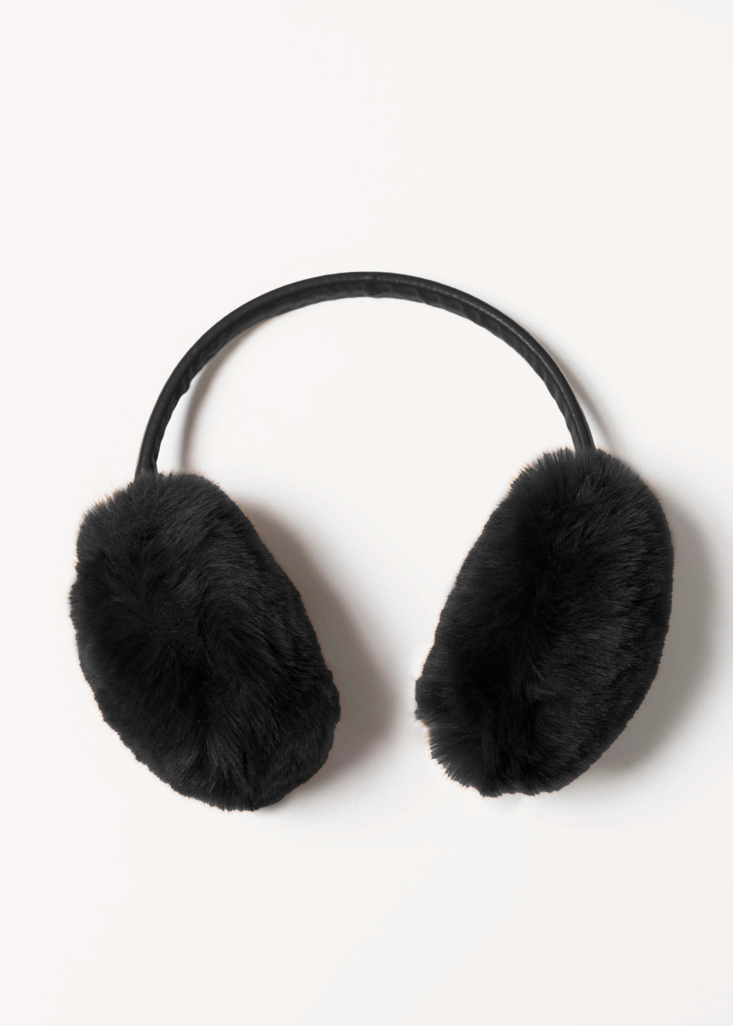 swatch_Black faux fur earmuffs