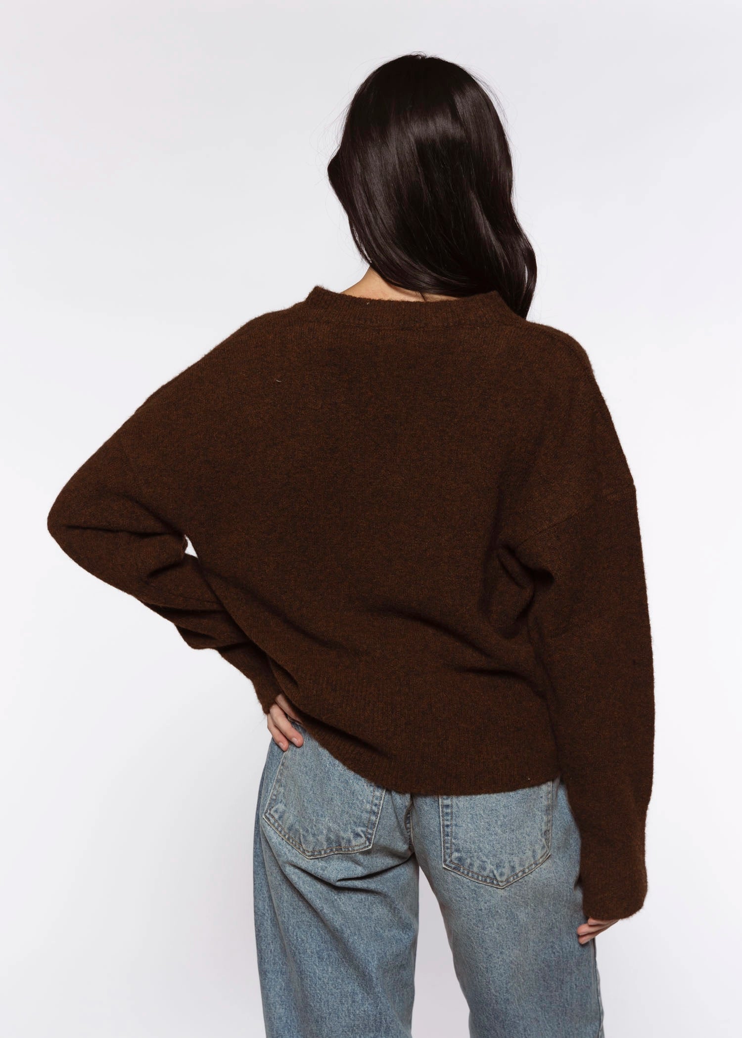 swatch_Brown v neck cardigan sweaters