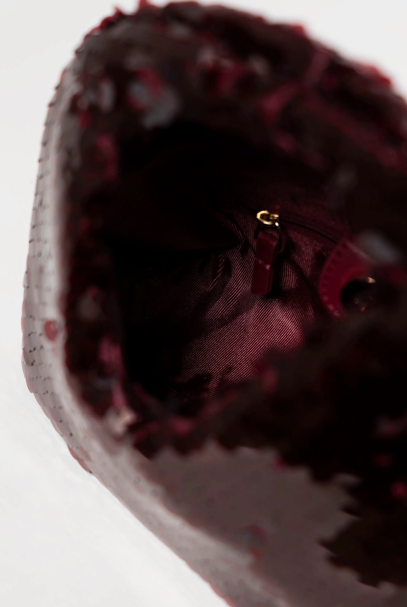 swatch_Burgundy dahlia sequin evening bag