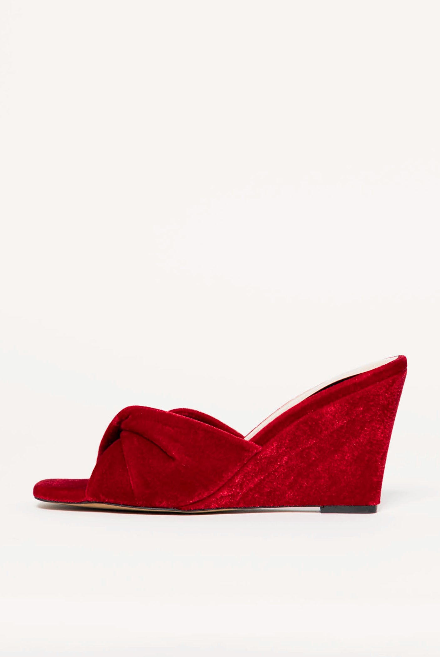 swatch_Red Velvet Katia wedge