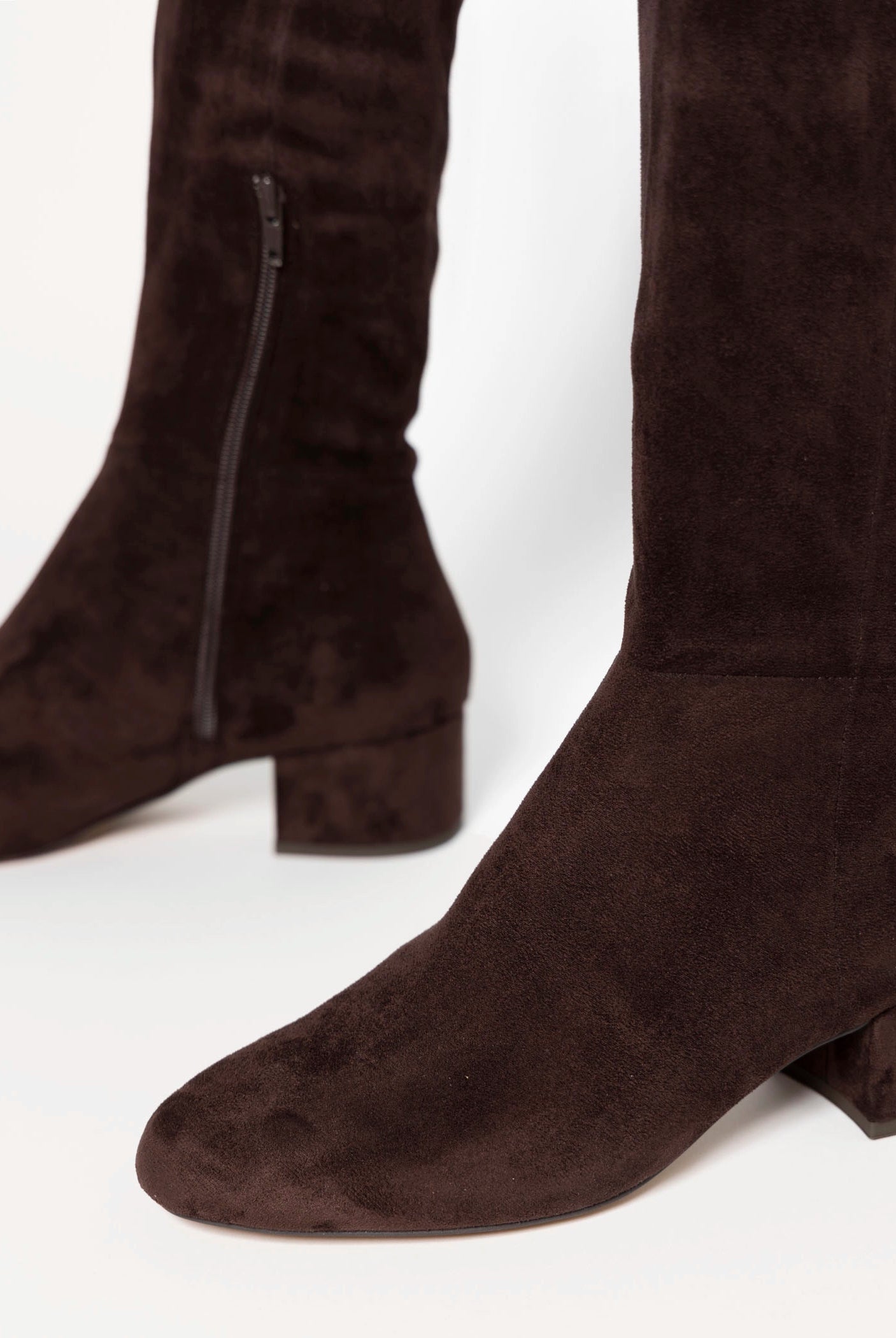 swatch_Chocolate Stretch gold stretch knee high boots