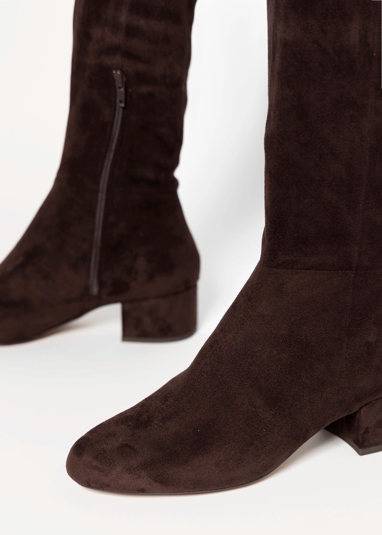 swatch_Chocolate Stretch gold stretch knee high boots