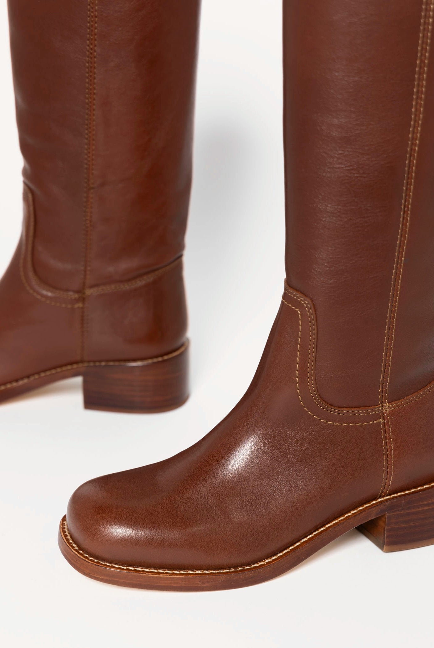 swatch_Rust riggs knee hight boots