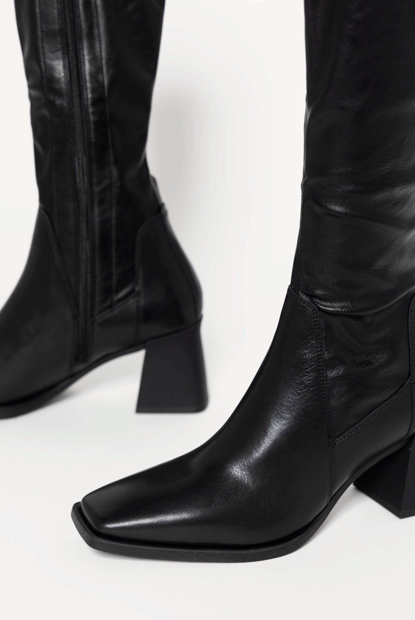 swatch_Black Leather hedda knee high boots