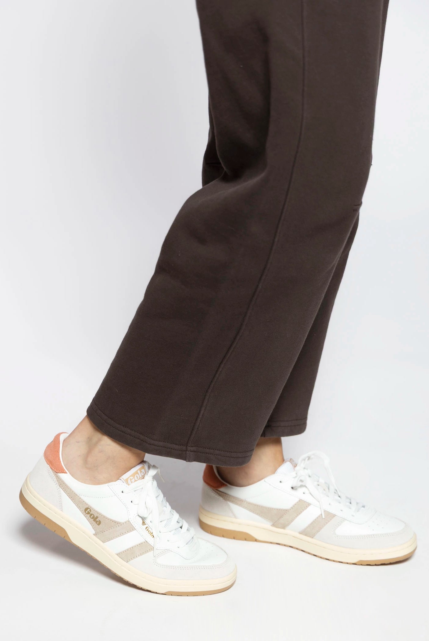 swatch_White/Terracotta hawk sneakers