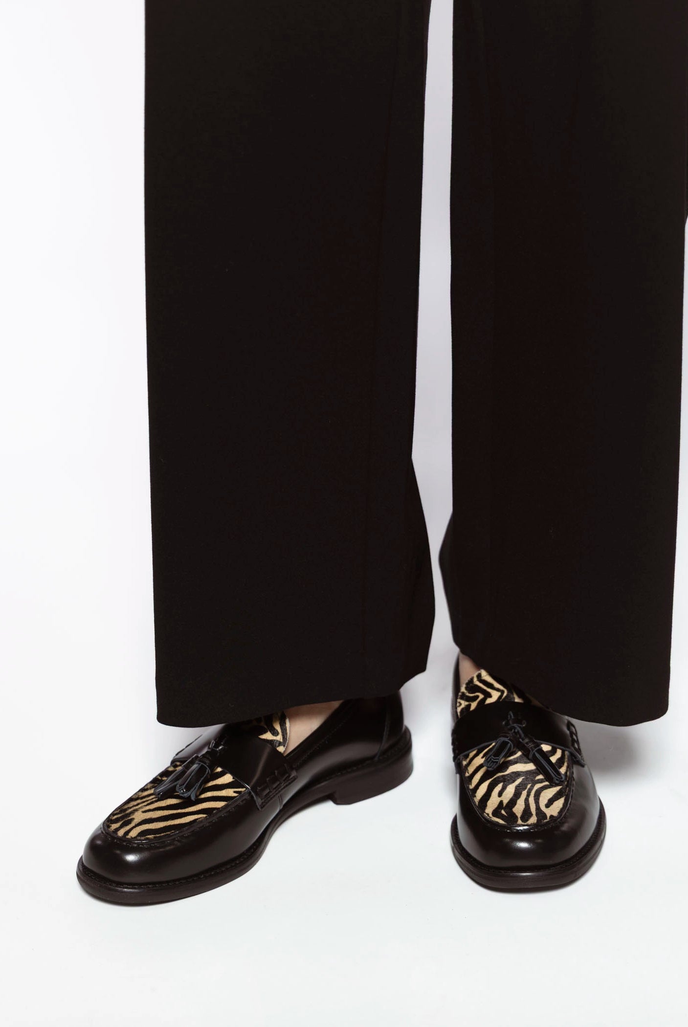 swatch_Black Combo linn tassel loafers