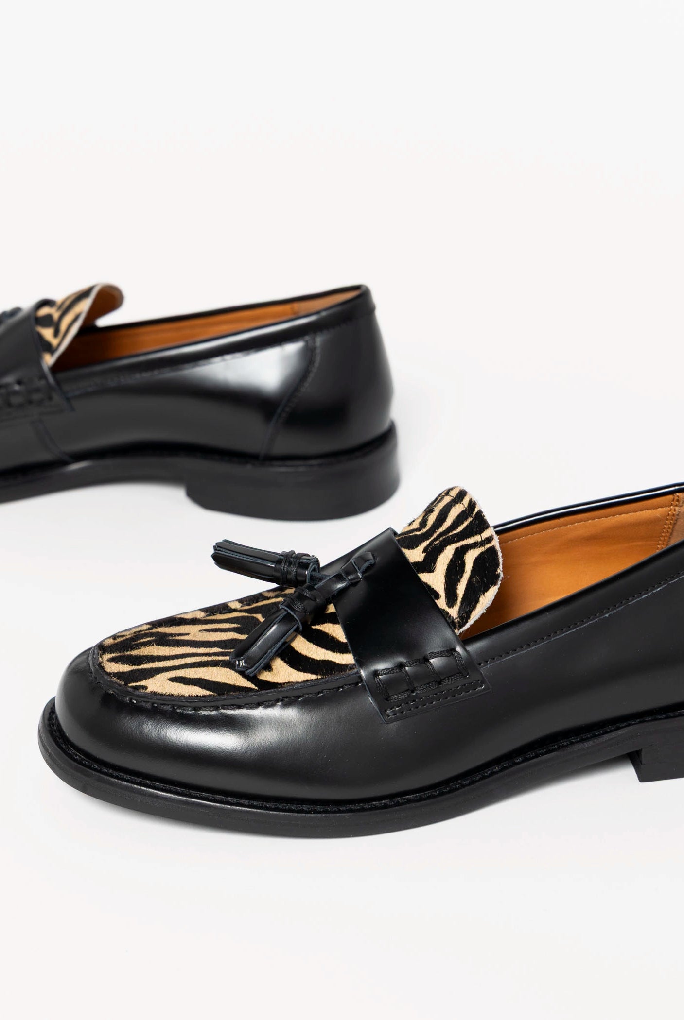 swatch_Black Combo linn tassel loafers
