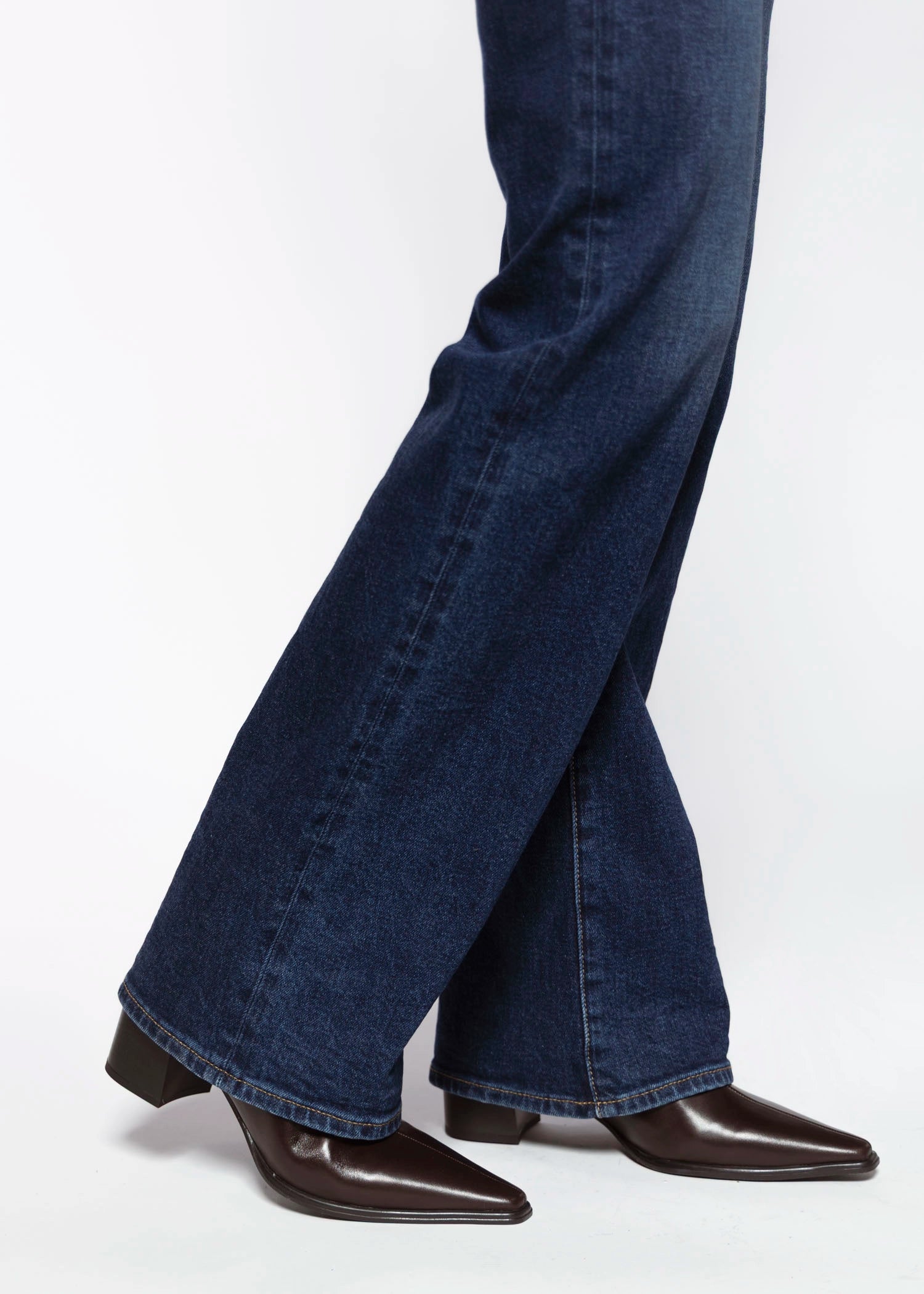 swatch_Brown Leather giselle ankle boots