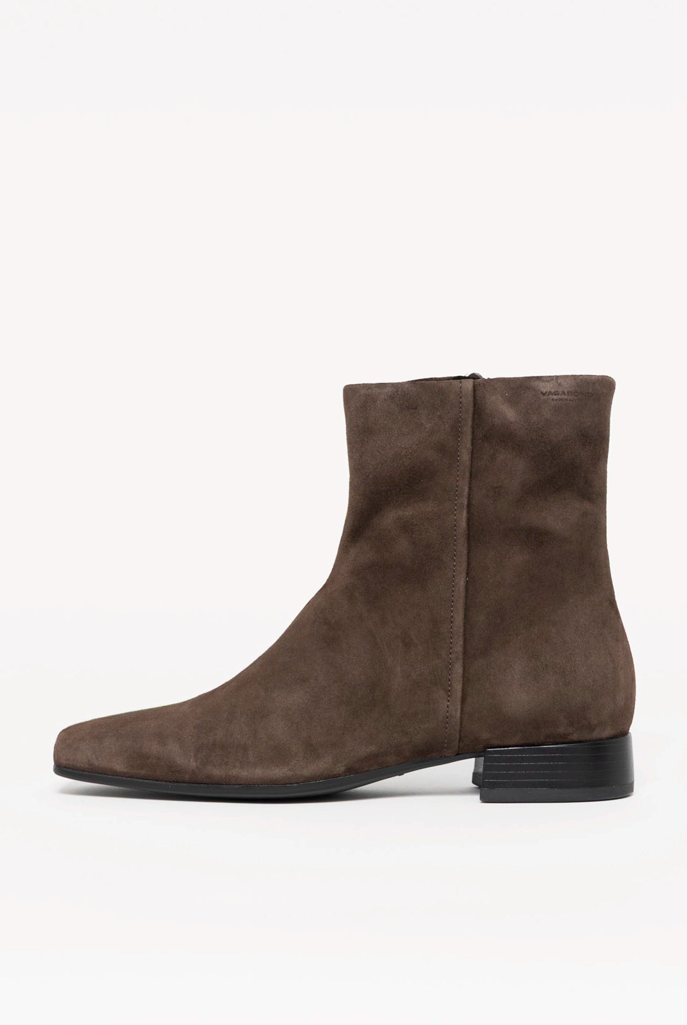 swatch_Chocolate Suede mona boot vagabond shoes