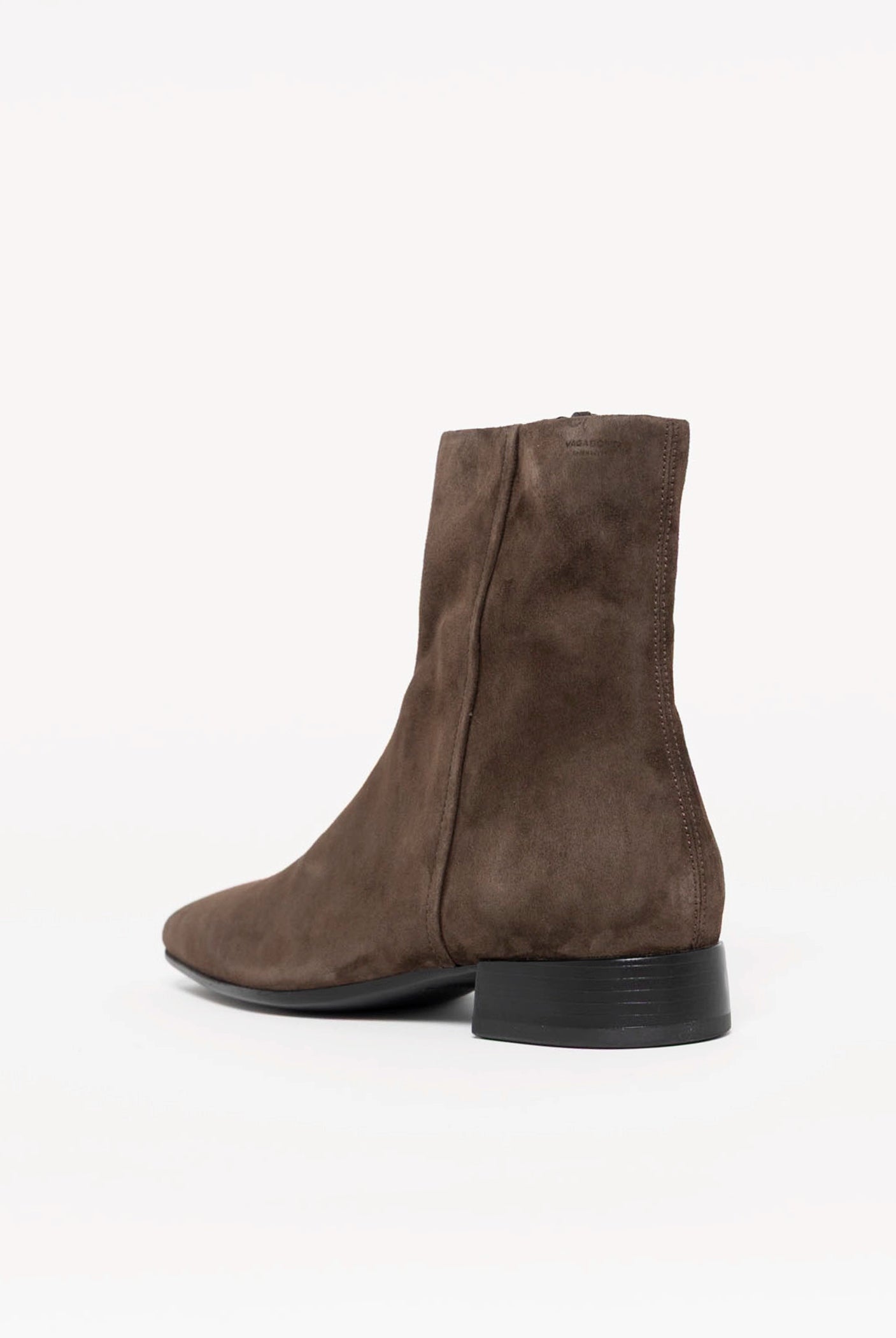swatch_Chocolate Suede mona boot vagabond shoes