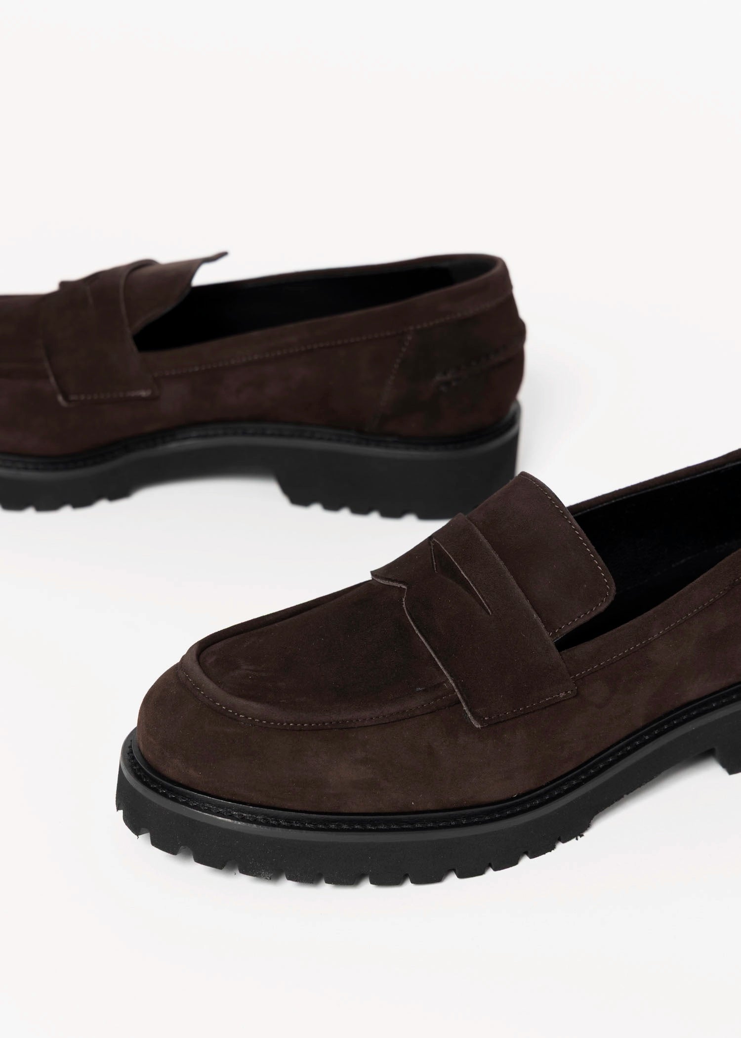 swatch_Chocolate Suede classic penny loafer