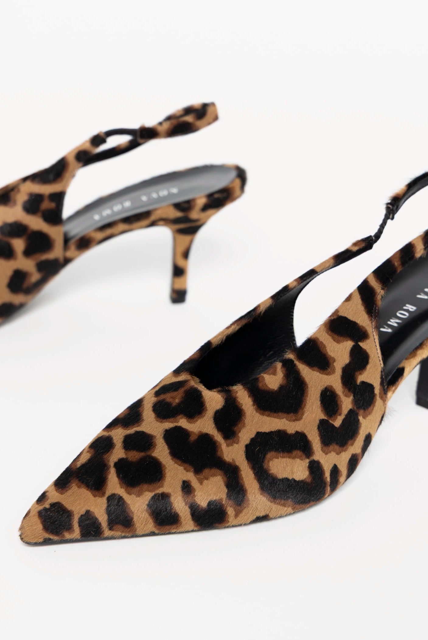 swatch_Leopard Haircalf slingback pump