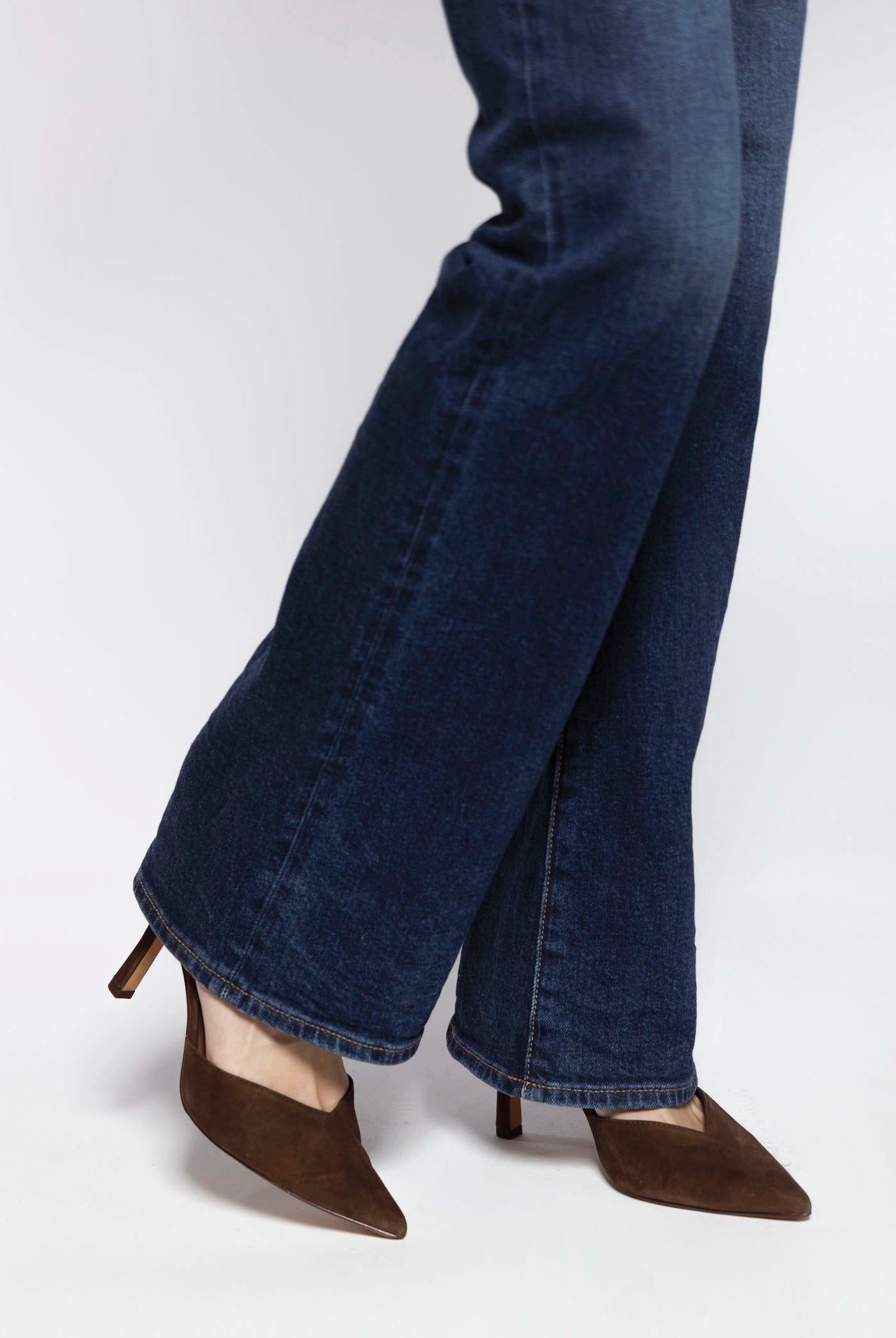 swatch_Brown Suede kamra pump heels