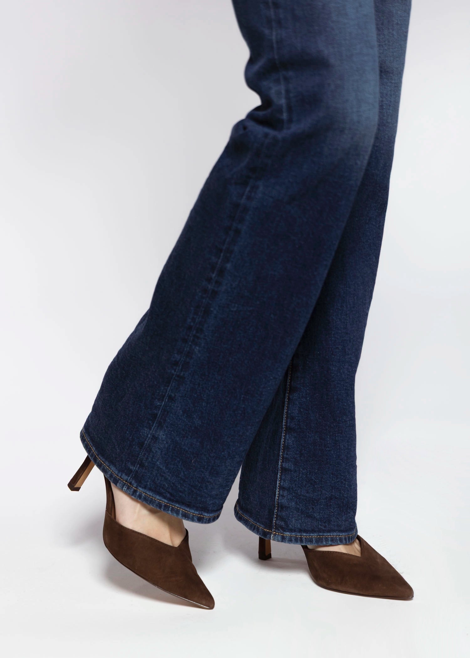 swatch_Brown Suede kamra pump heels