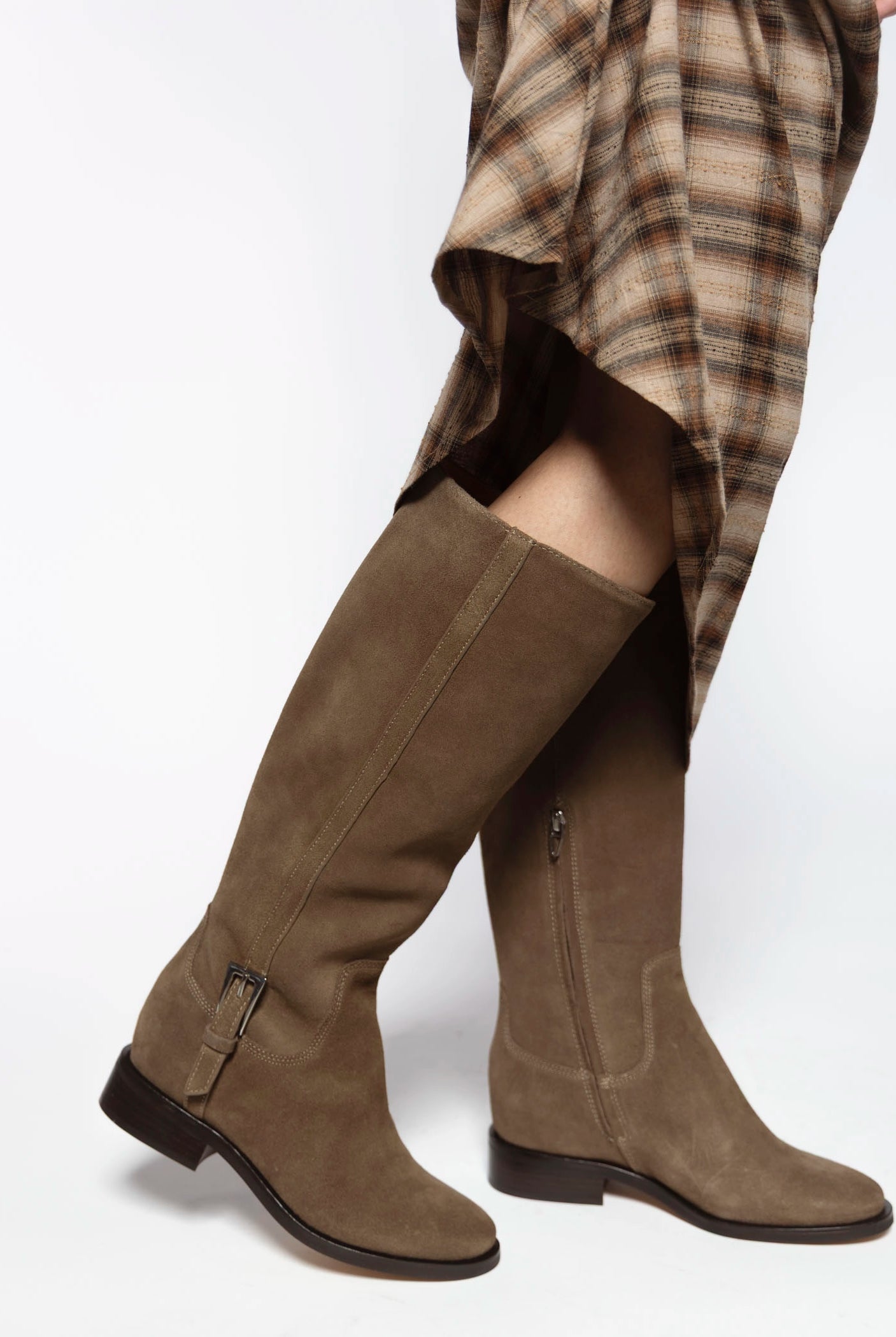 swatch_Olive Suede kilian h2o boots