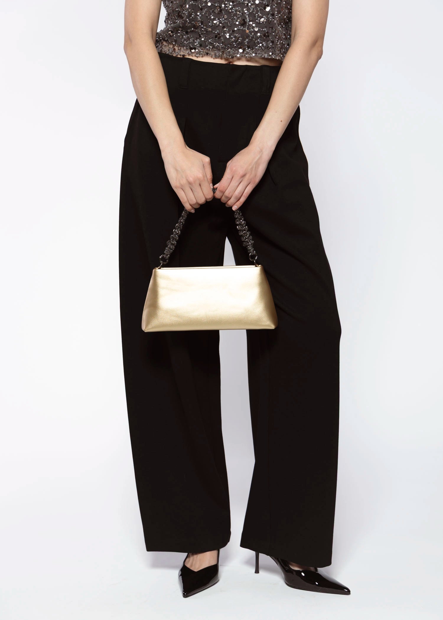 swatch_Gold crystal handle bag