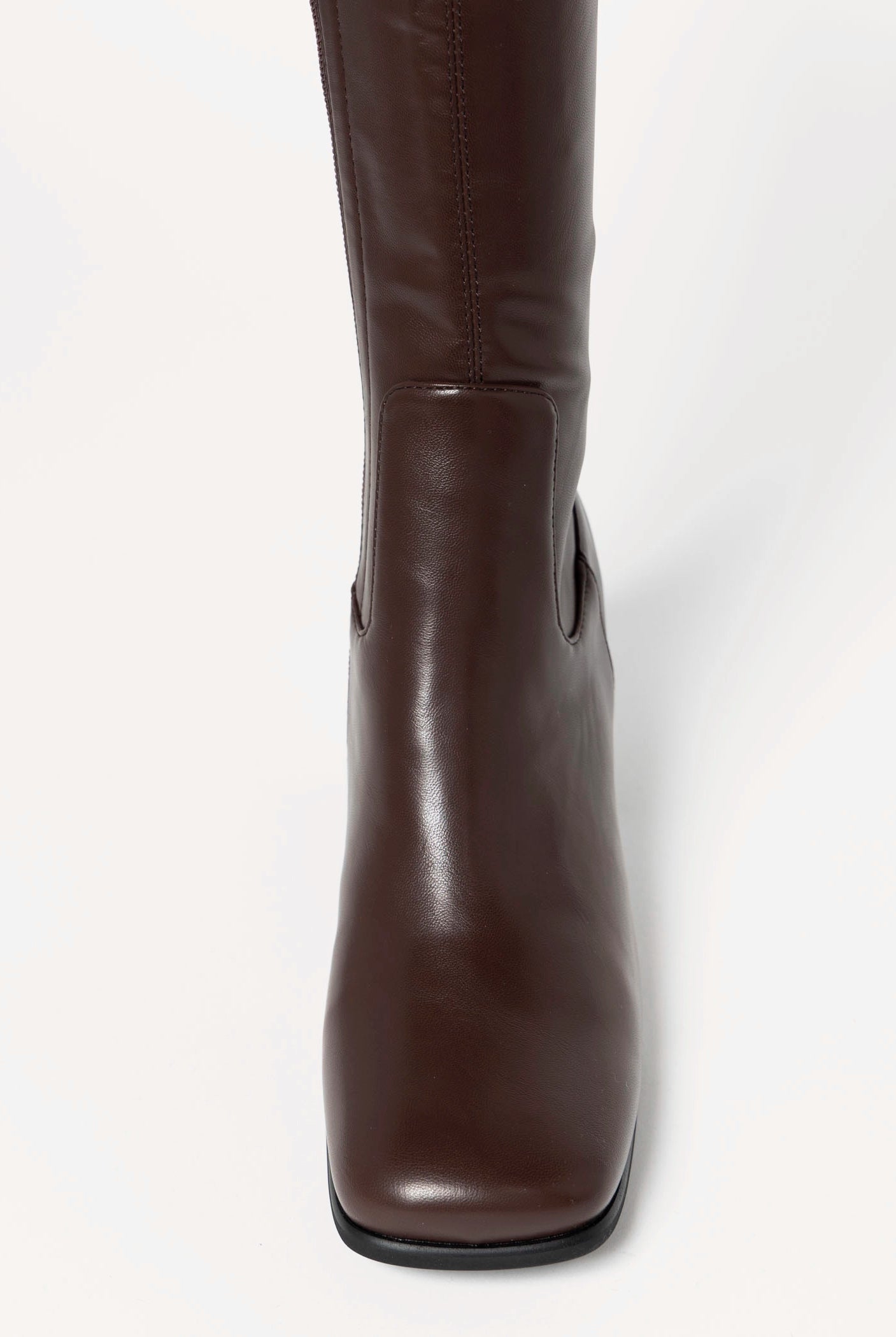 swatch_Coffee hot lava knee high boot