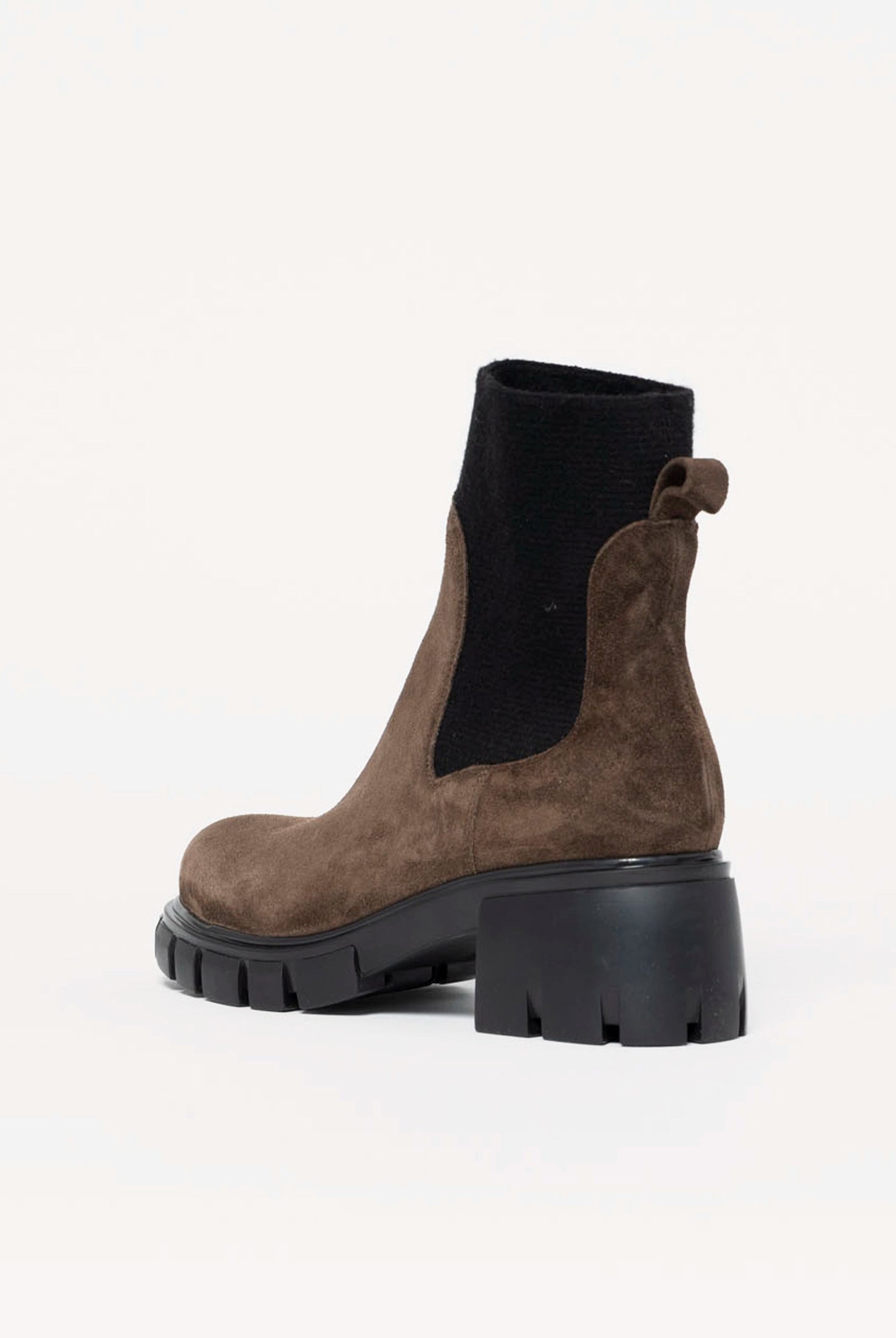 swatch_Chocolate Suede lug sole chelsea boot