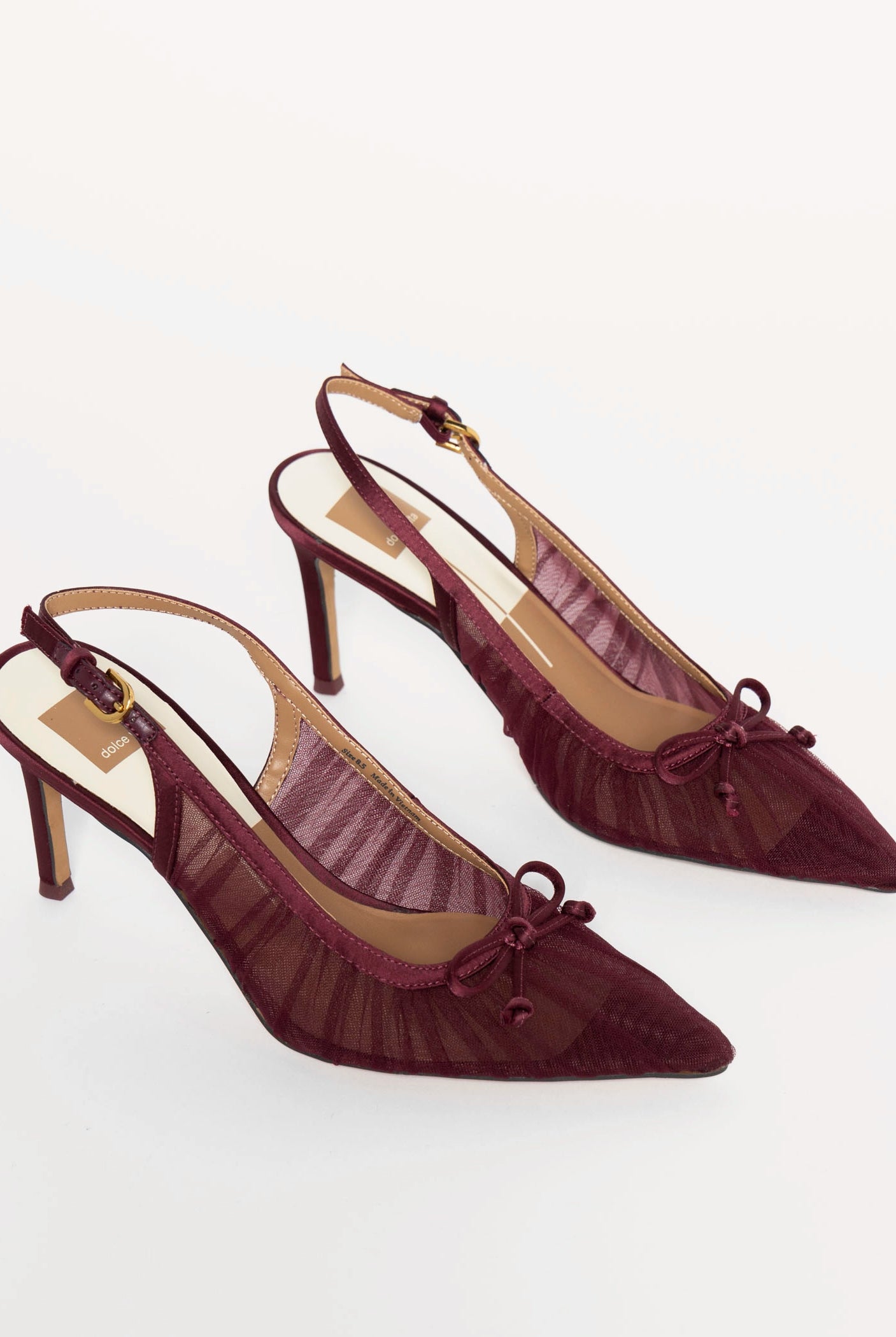 swatch_Cranberry yela pump