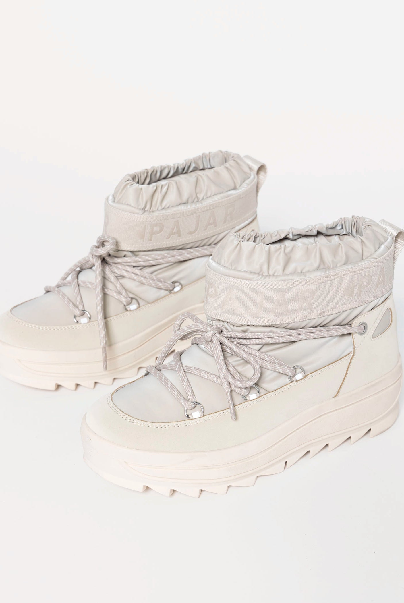 swatch_Chalk galaxy mini waterproof boot