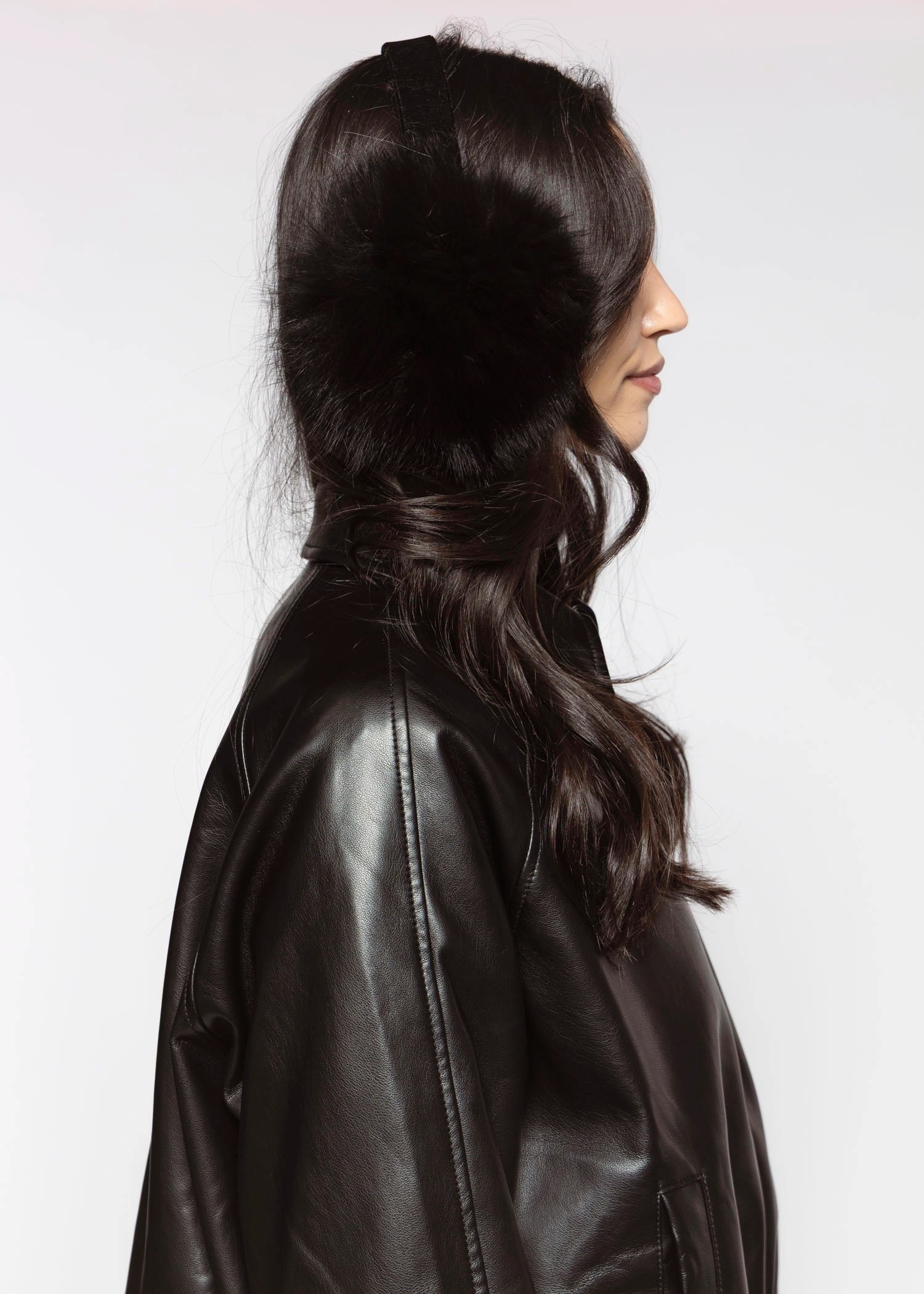 swatch_Black fur earmuffs