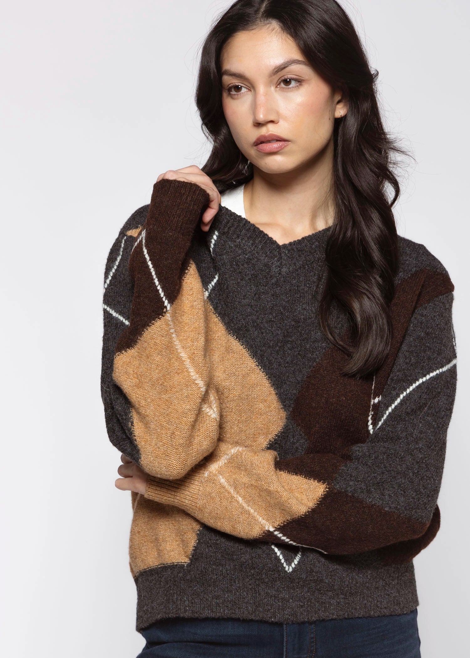 swatch_Grey/Brown argyle sweater