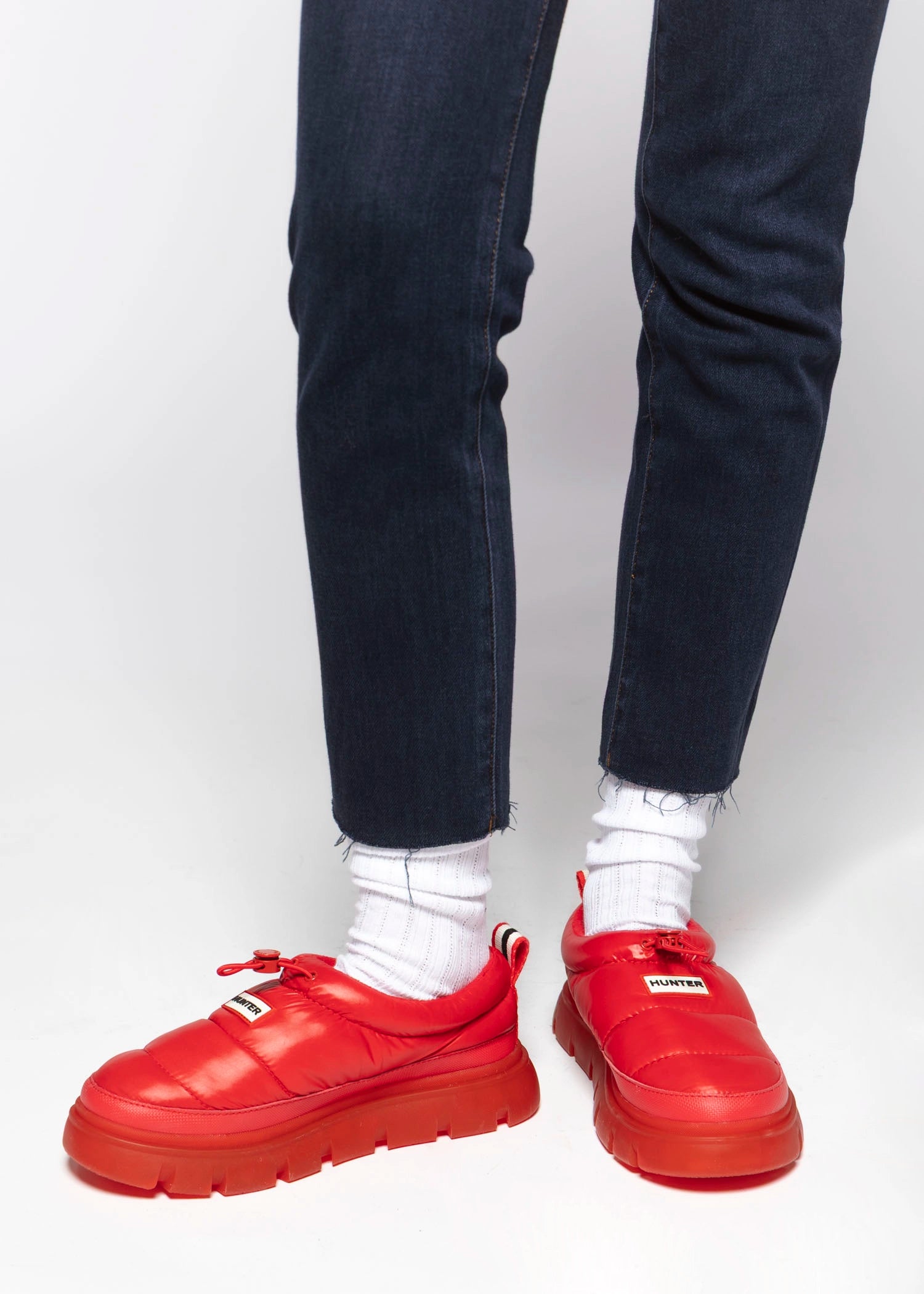 swatch_Red hunter boots madi 5 nylon puffer booties