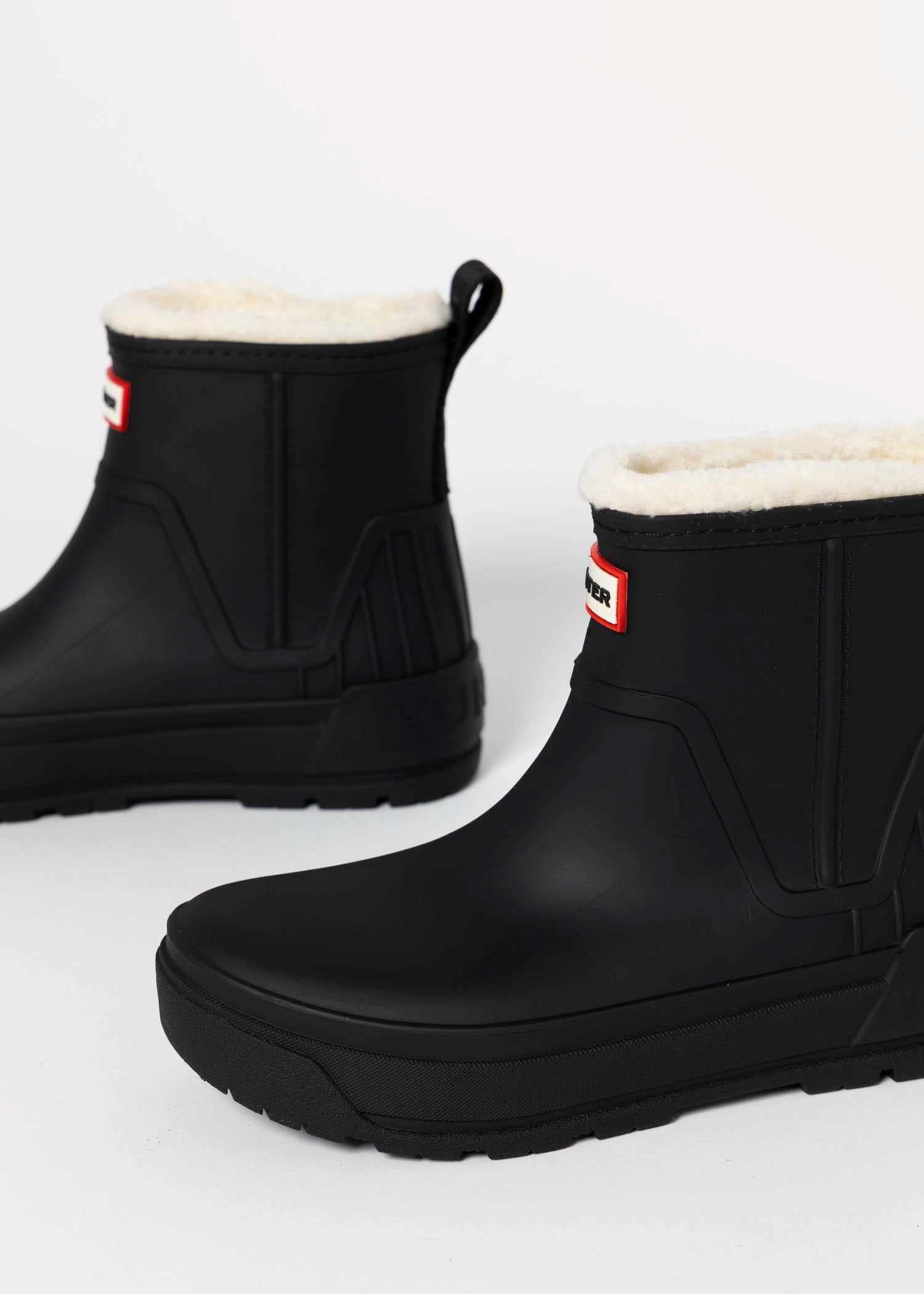 swatch_Black willa insulated waterproof boots