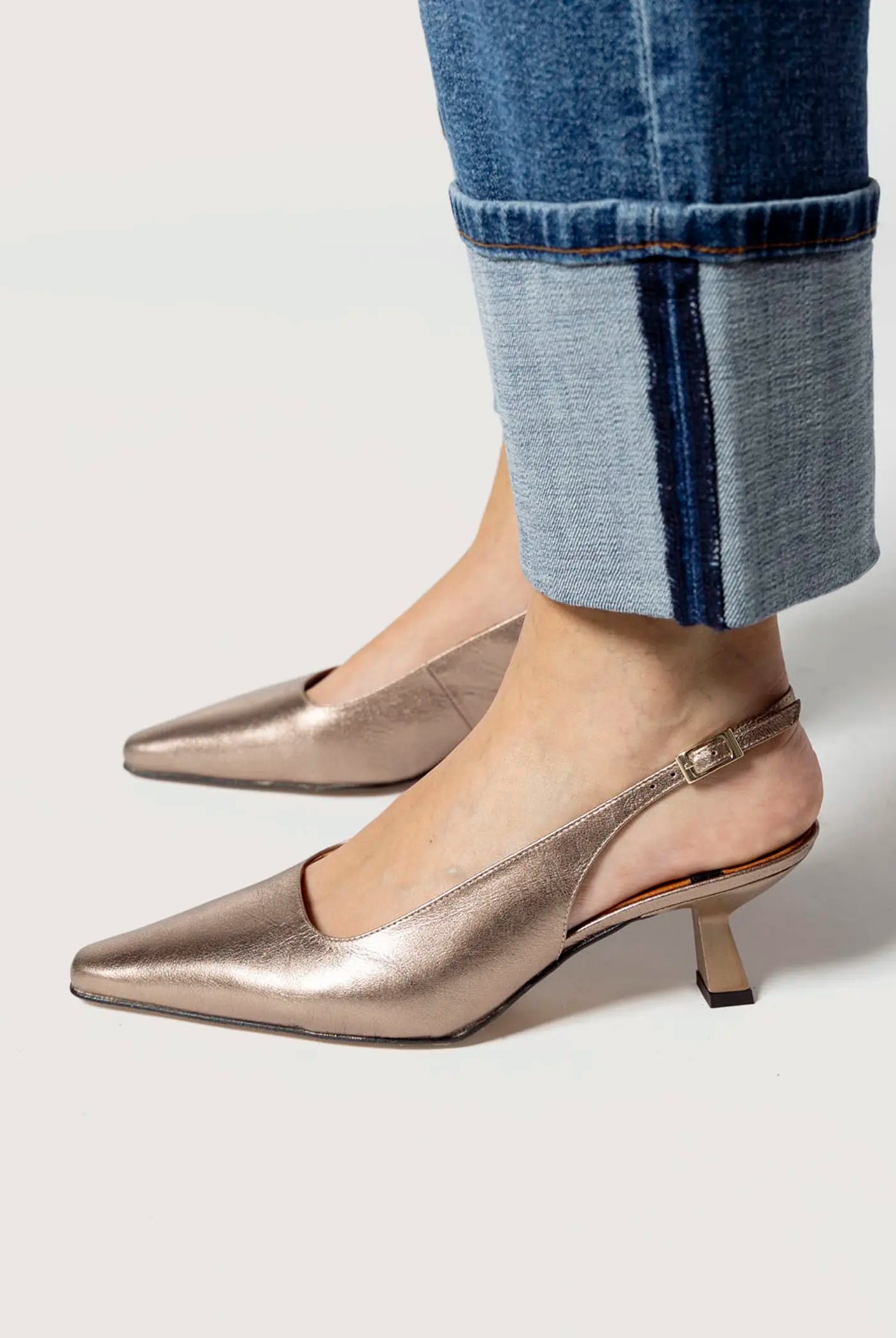swatch_stone metallic slingback pump heels