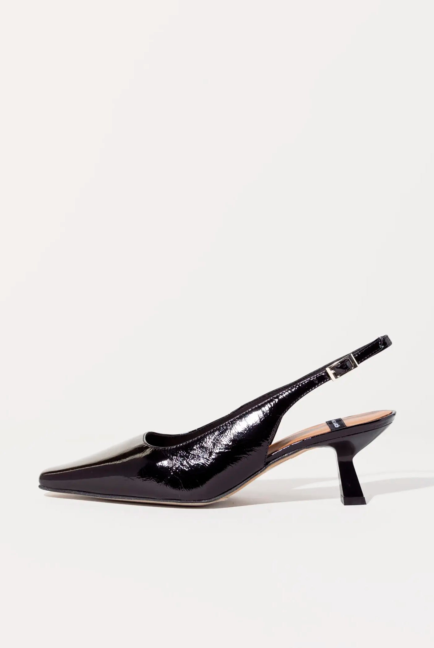 swatch_black patent slingback pump heels