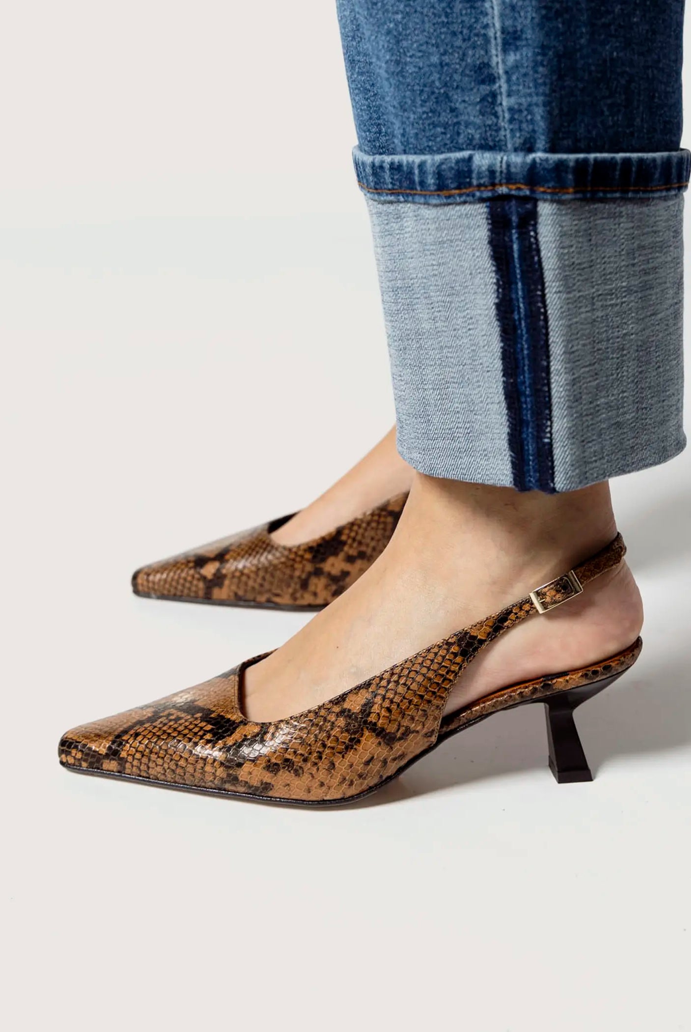 swatch_tobacco snake slingback pump heels