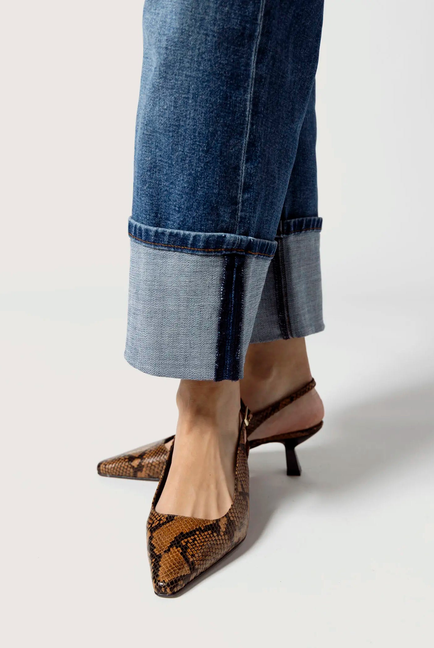 swatch_tobacco snake slingback pump heels