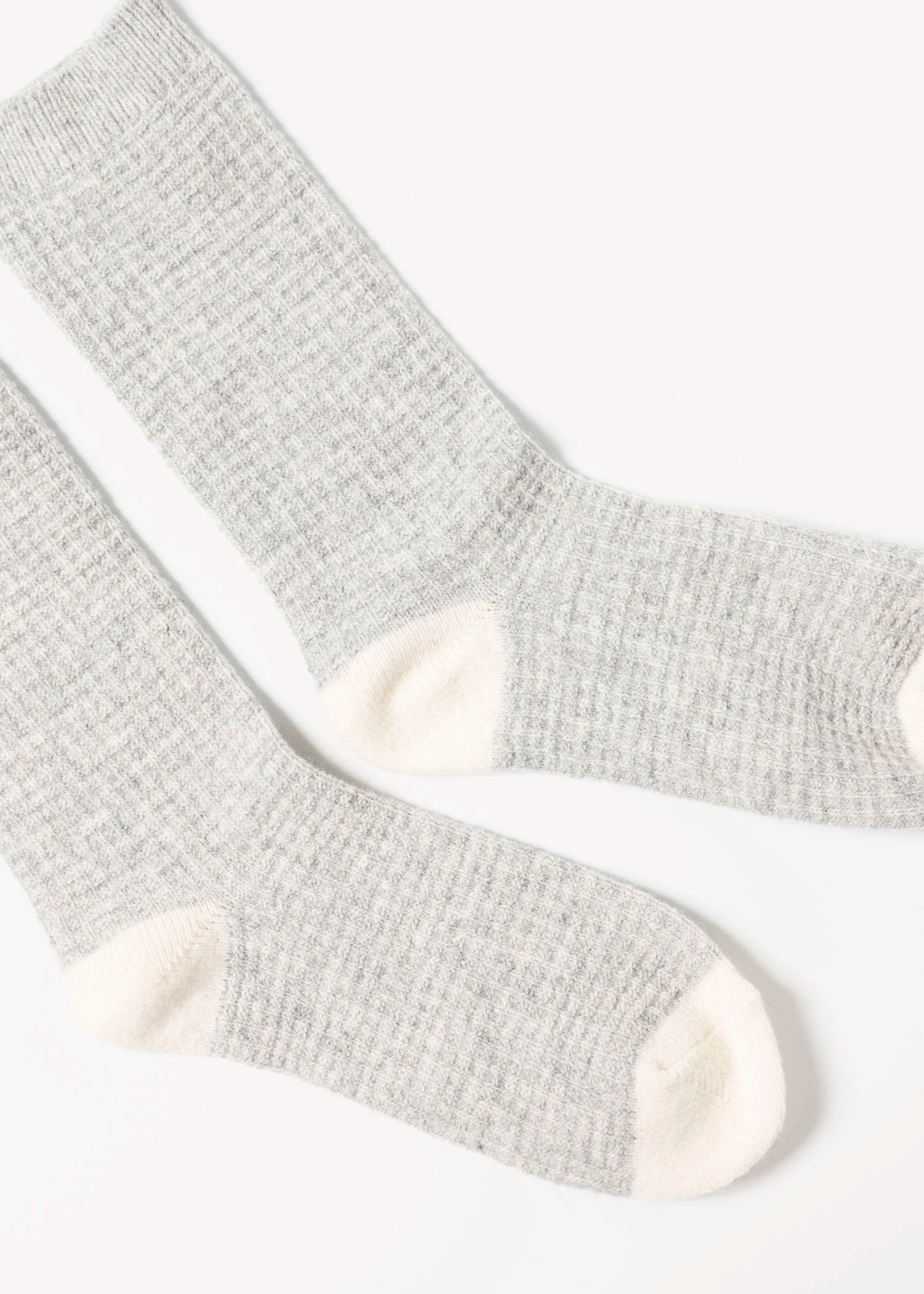 swatch_Stone/Cream wool waffle socks