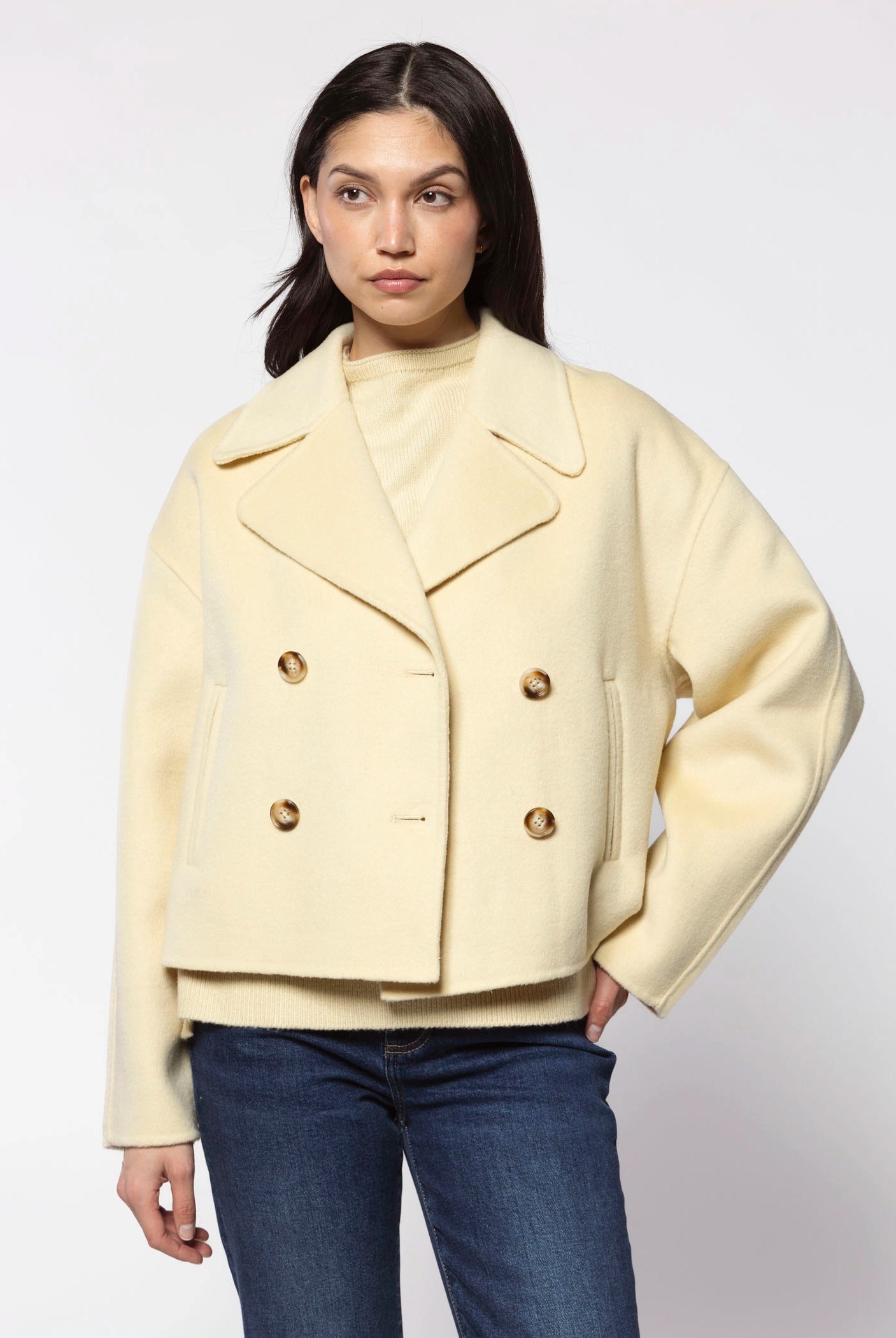 swatch_Butter karlie wool jacket