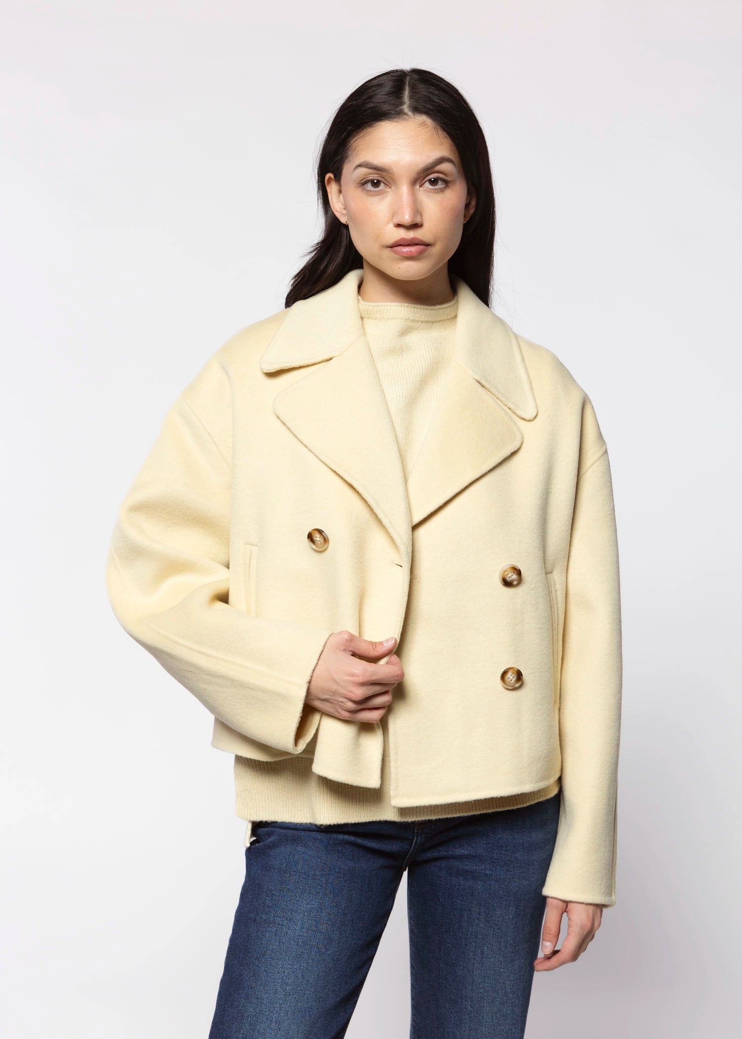 swatch_Butter karlie wool jacket