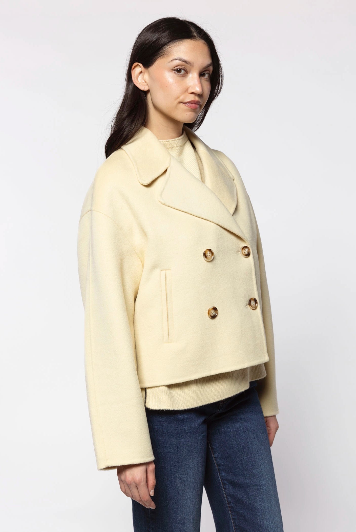 swatch_Butter karlie wool jacket
