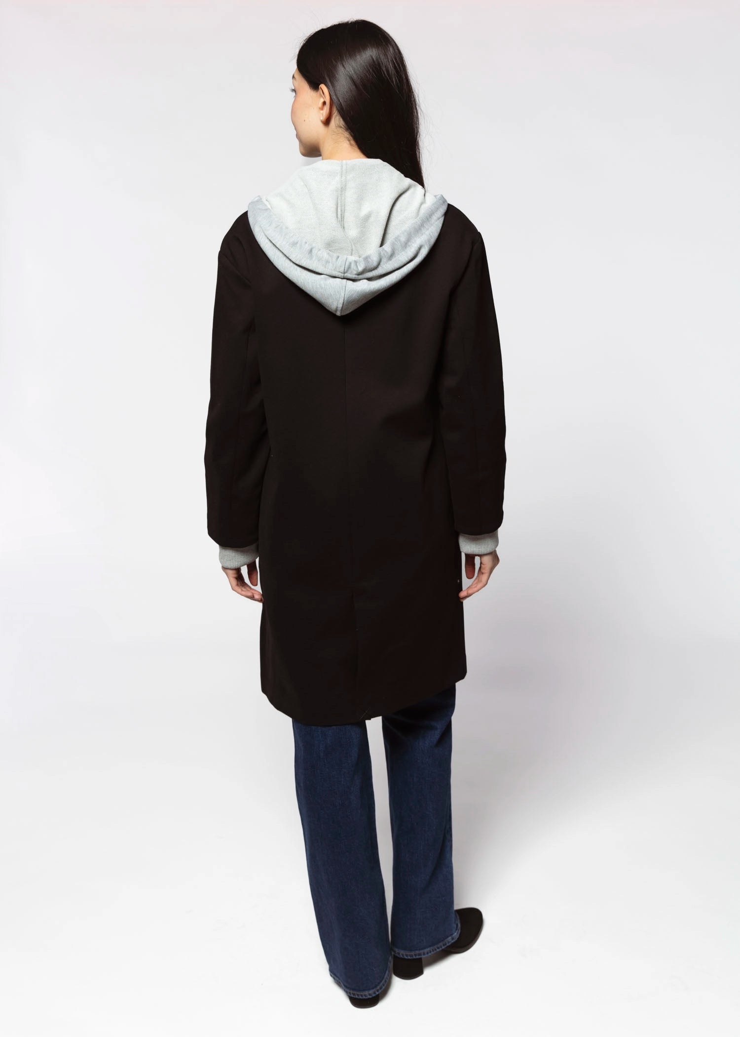 swatch_Black daphne coat