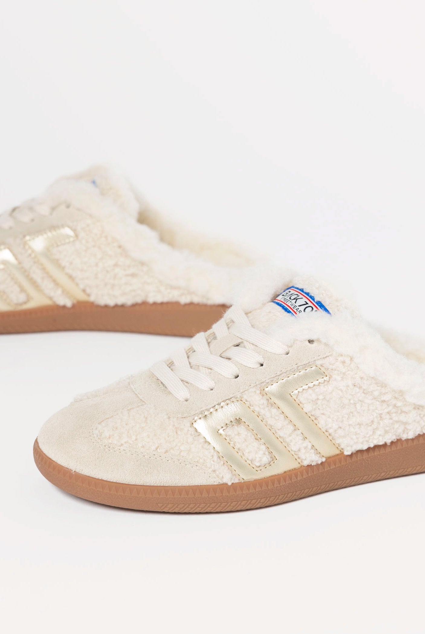 swatch_Butter/Gold shearling teddy sneaker