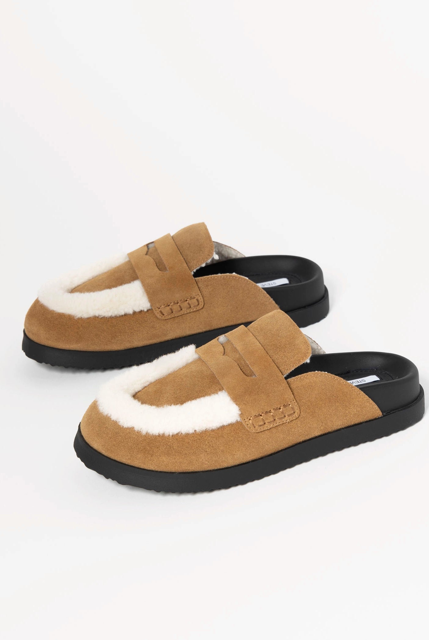 swatch_Chestnut tomlin suede mule