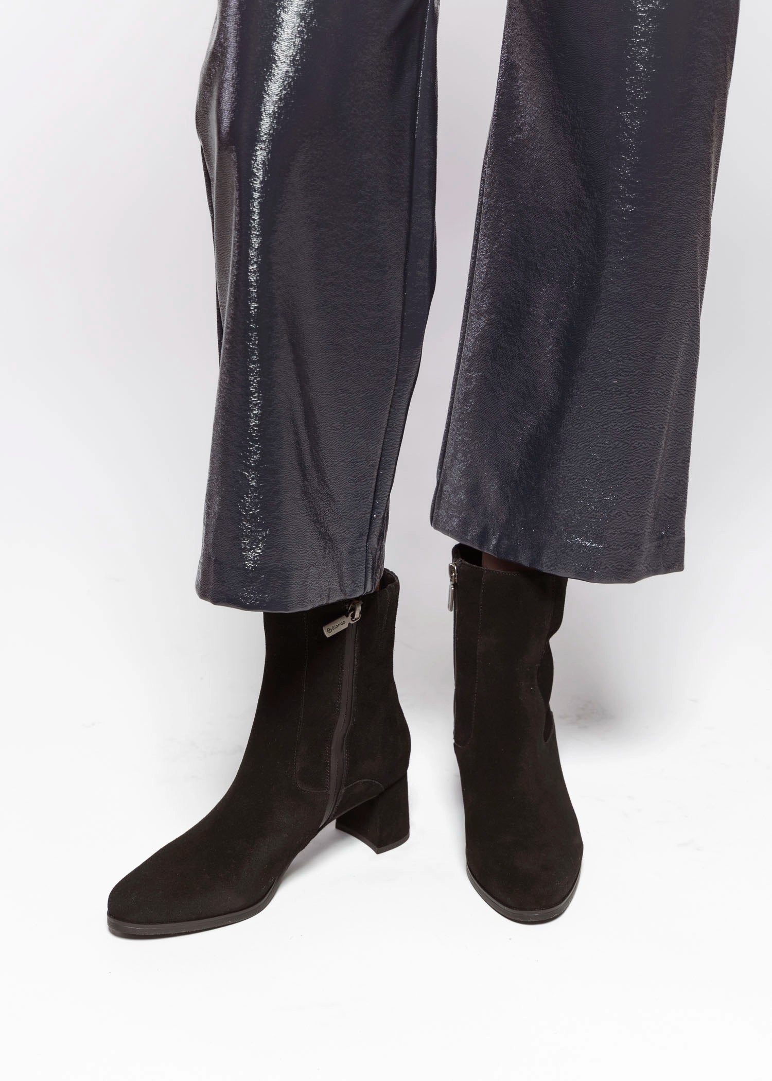 swatch_Black hylia waterproof boot