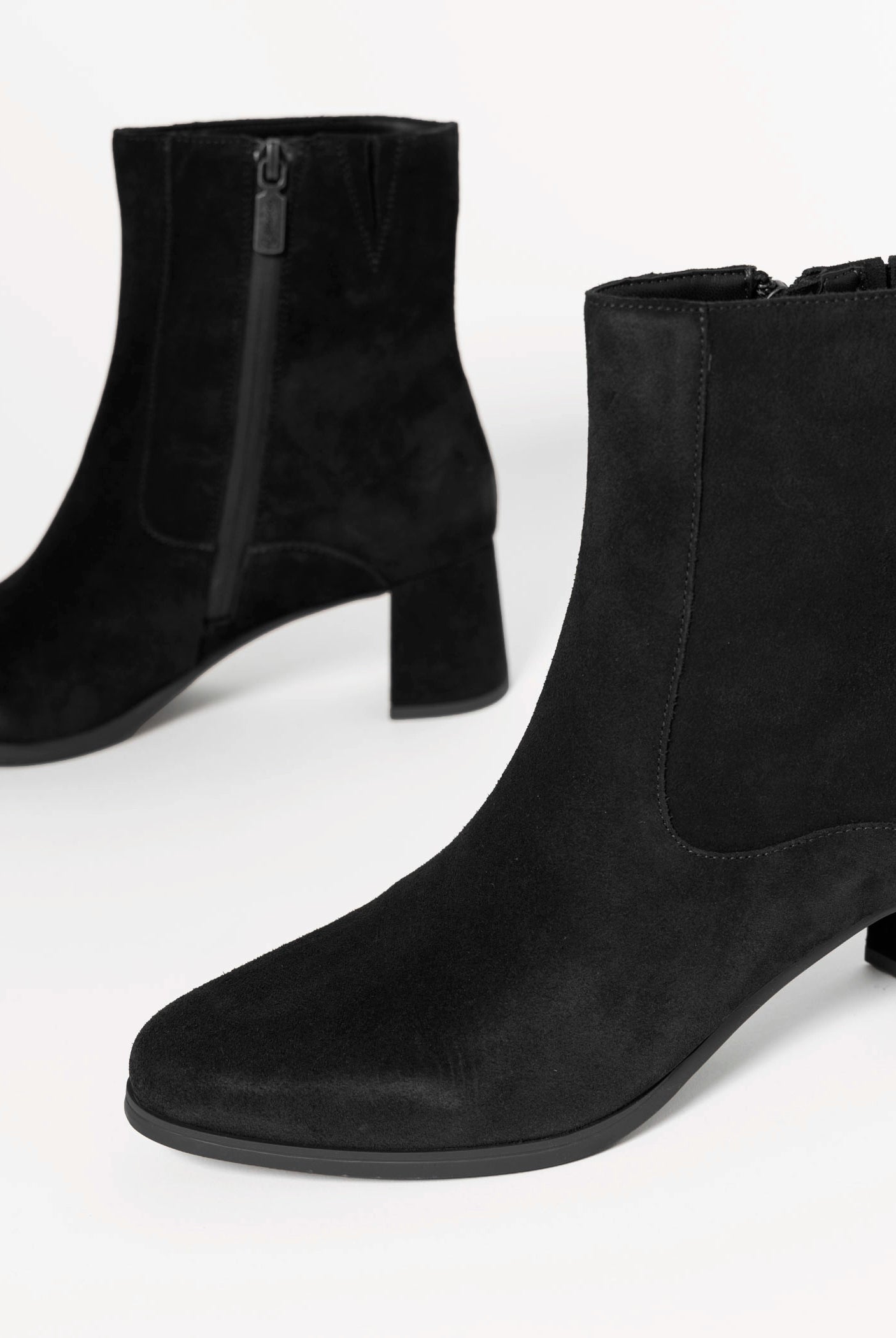 swatch_Black hylia waterproof boot